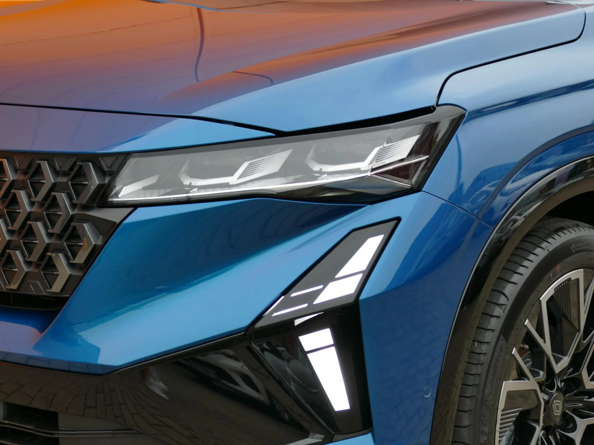 RENAULT AUSTRAL - Miniature 28 sur 31 - Cliquer pour voir cette photo