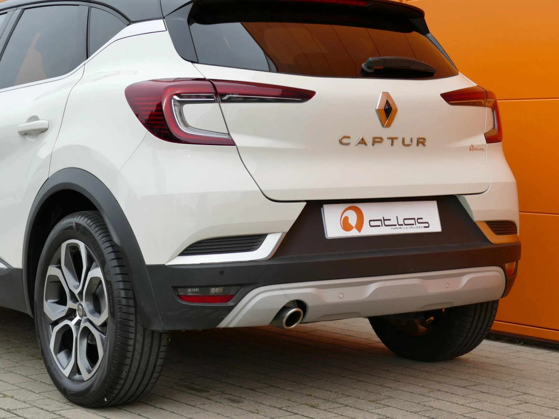 RENAULT CAPTUR - Miniature 35 sur 37 - Cliquer pour voir cette photo