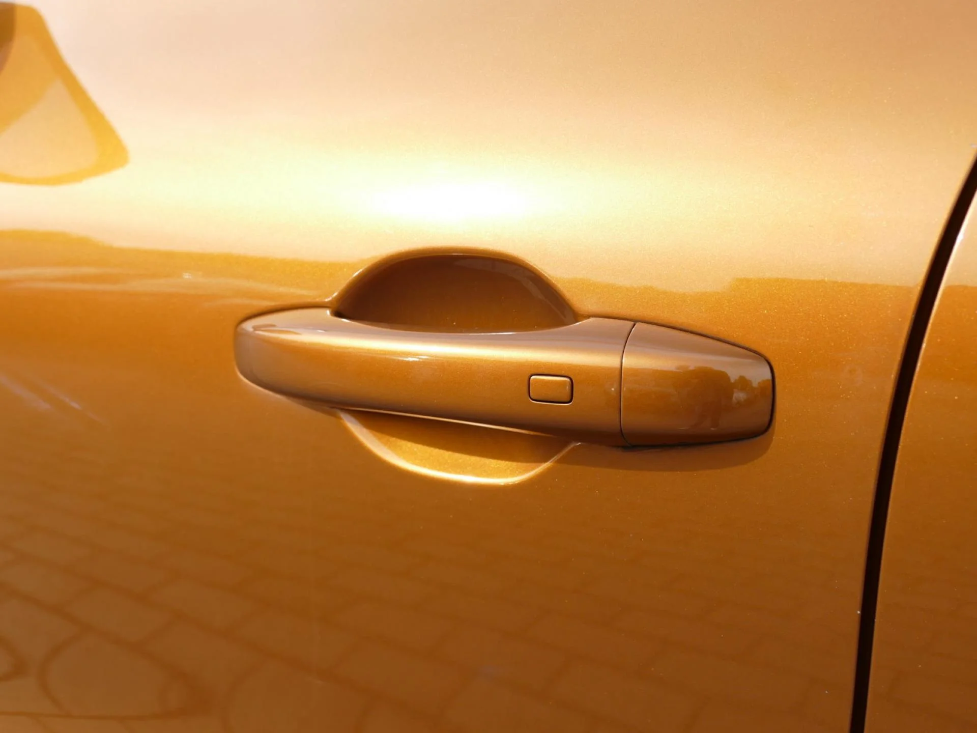 RENAULT CAPTUR - Miniature 31 sur 36 - Cliquer pour voir cette photo