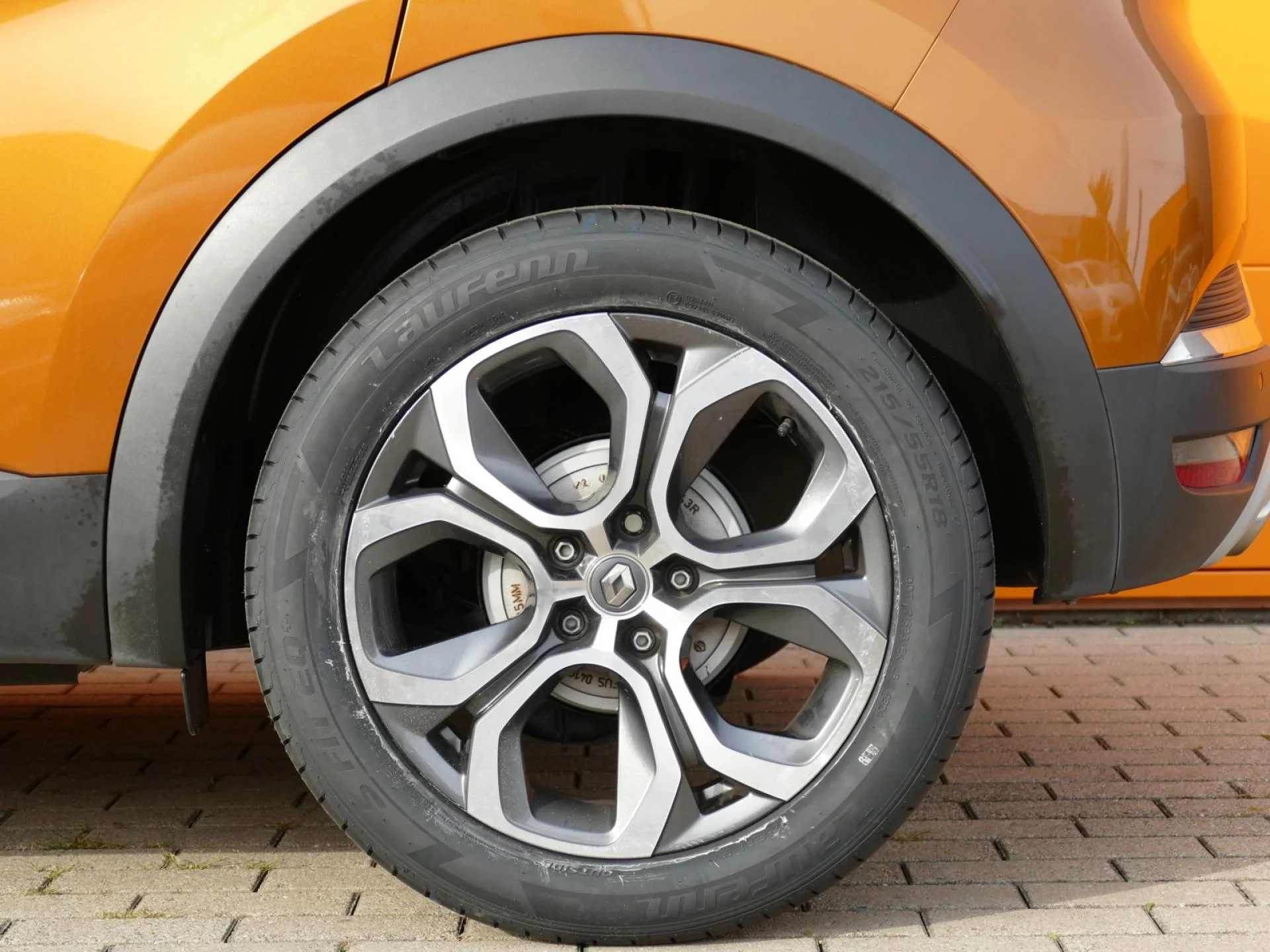 RENAULT CAPTUR - Miniature 36 sur 36 - Cliquer pour voir cette photo