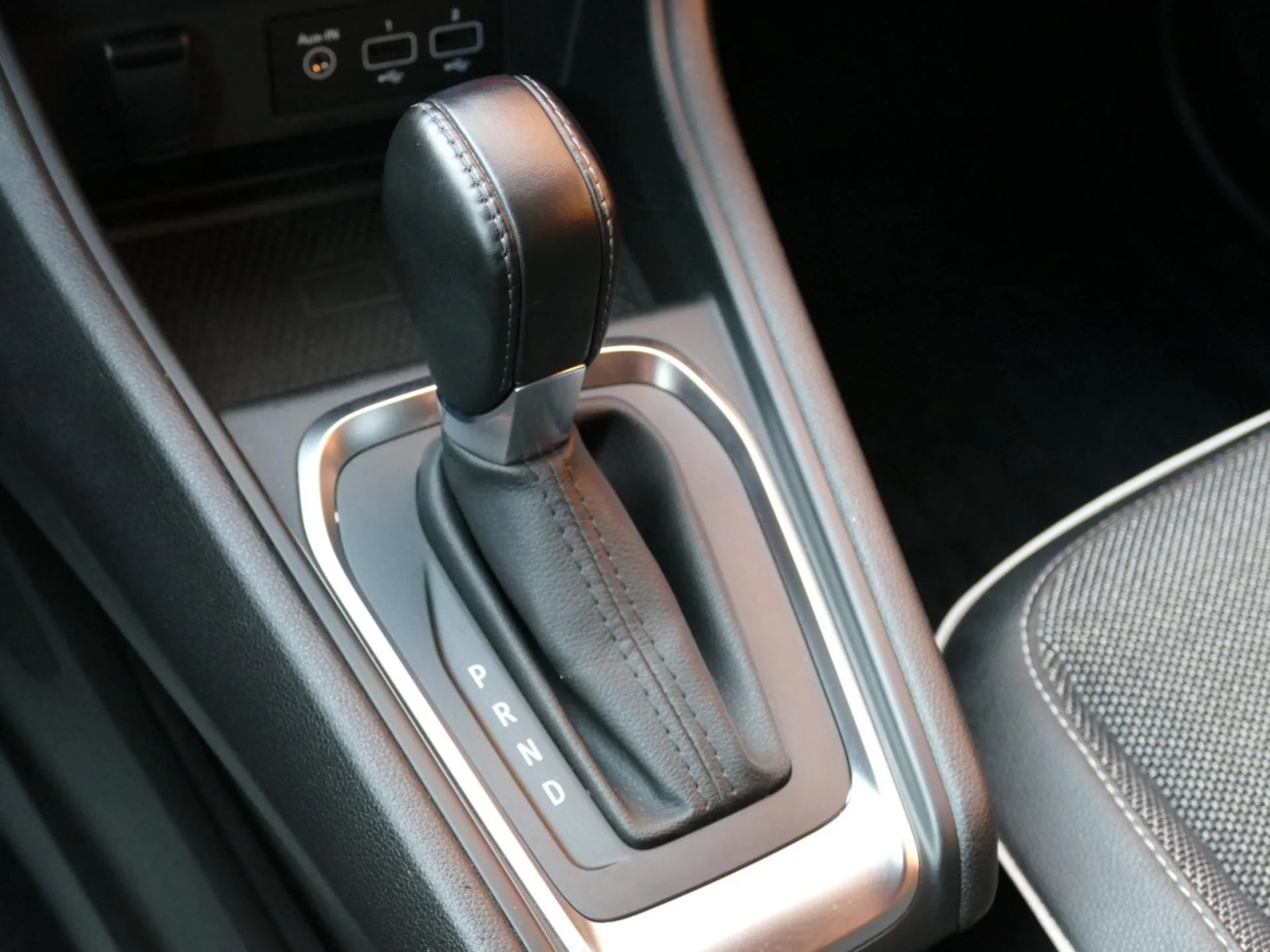 RENAULT CAPTUR - Miniature 20 sur 35 - Cliquer pour voir cette photo