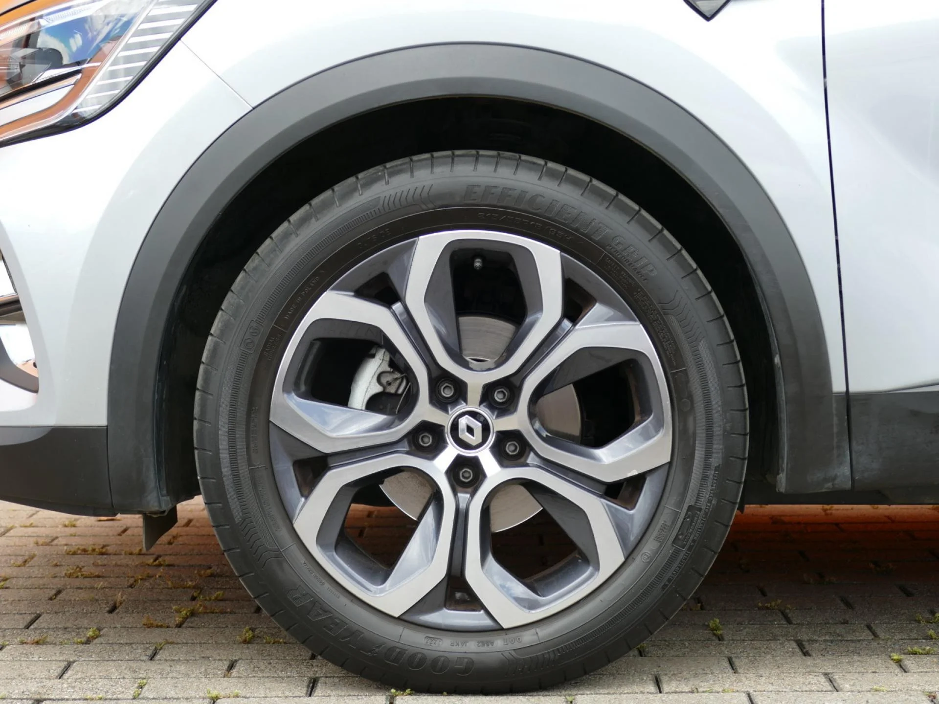 RENAULT CAPTUR - Miniature 33 sur 34 - Cliquer pour voir cette photo
