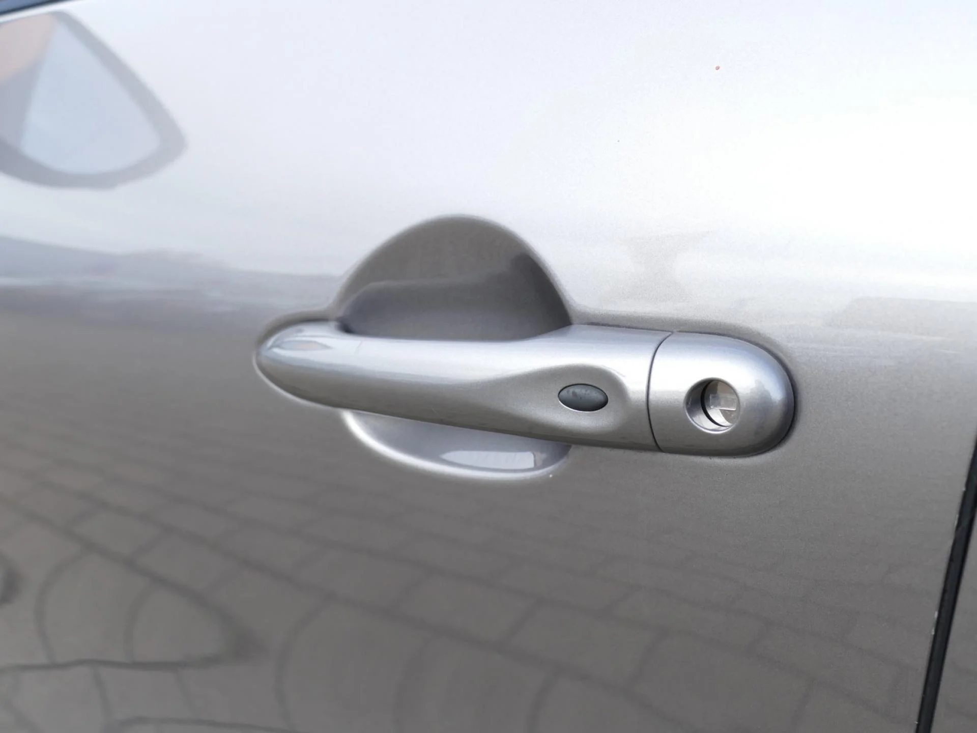 RENAULT CAPTUR - Miniature 25 sur 32 - Cliquer pour voir cette photo