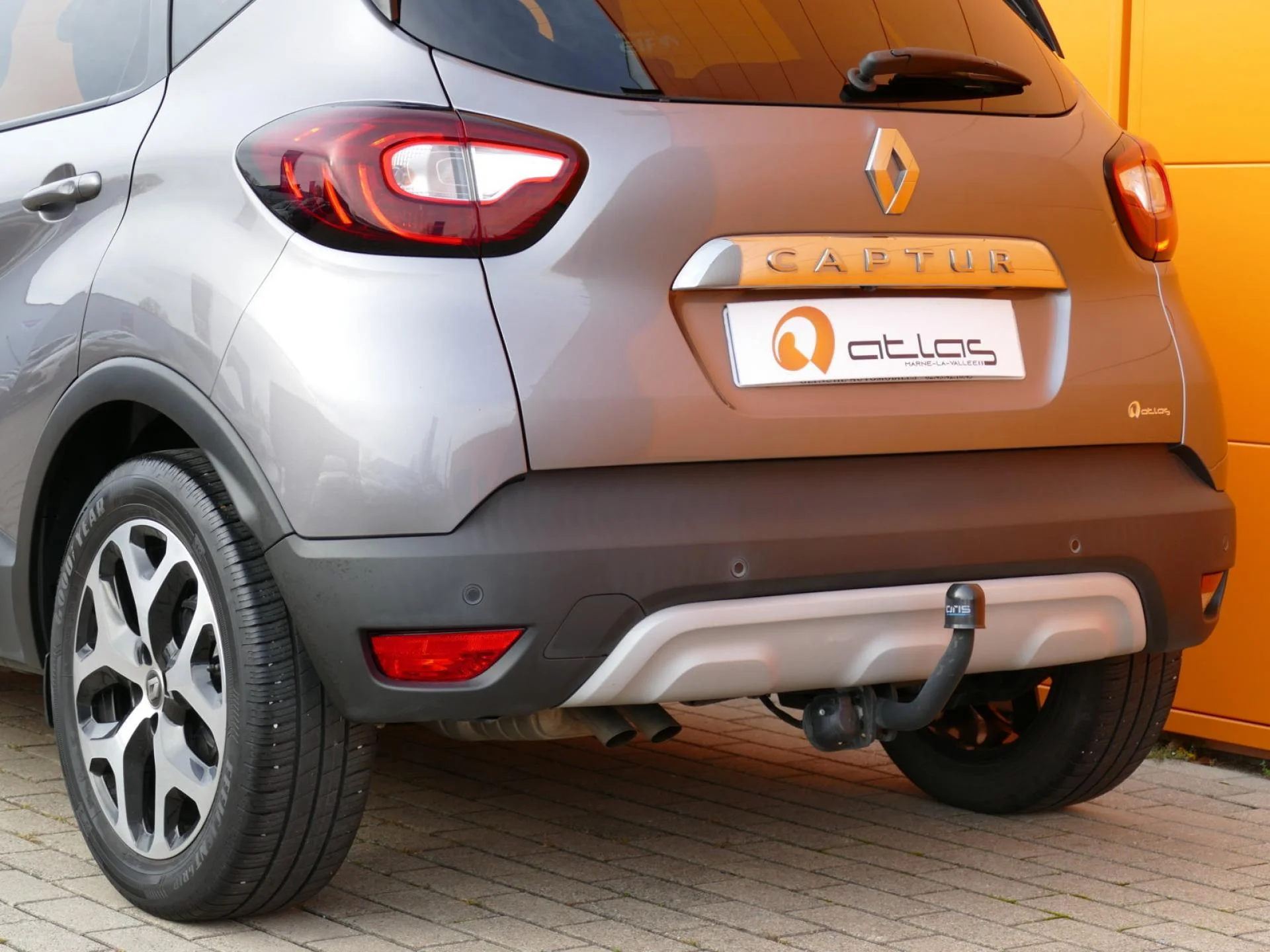 RENAULT CAPTUR - Miniature 28 sur 32 - Cliquer pour voir cette photo