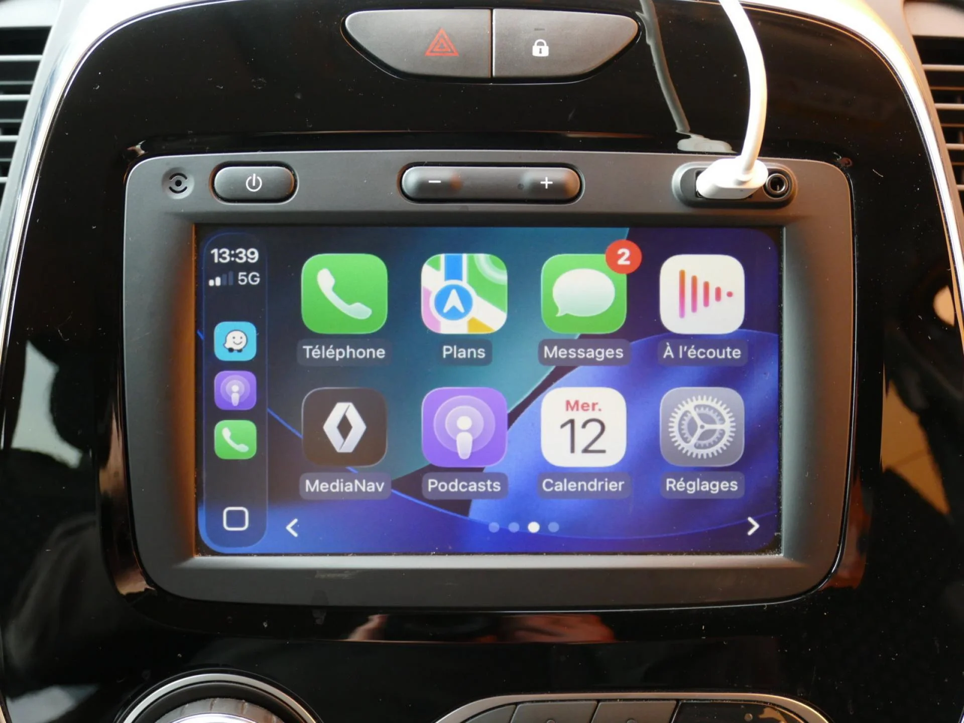 RENAULT CAPTUR - Miniature 11 sur 32 - Cliquer pour voir cette photo