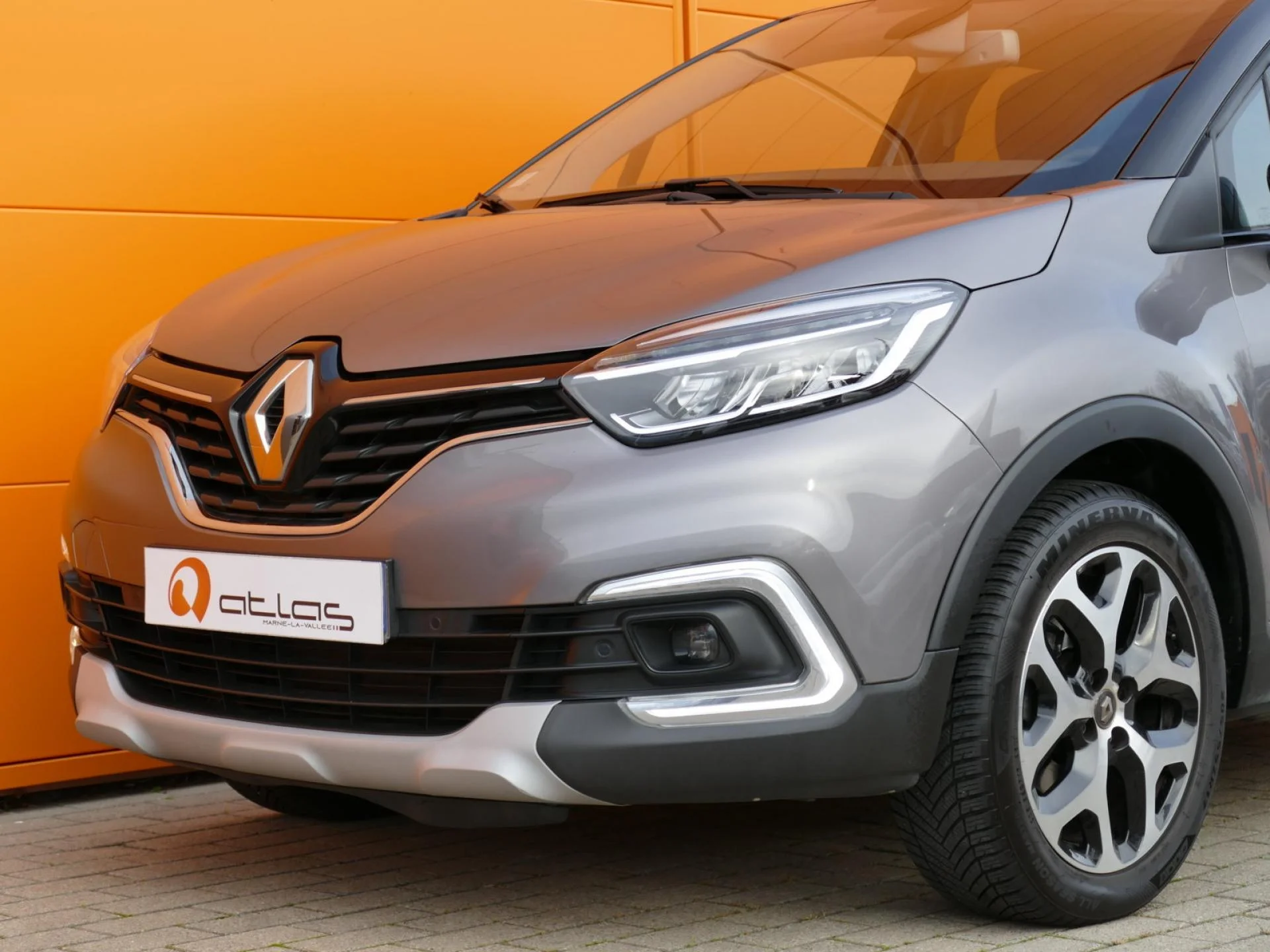 RENAULT CAPTUR - Miniature 26 sur 32 - Cliquer pour voir cette photo