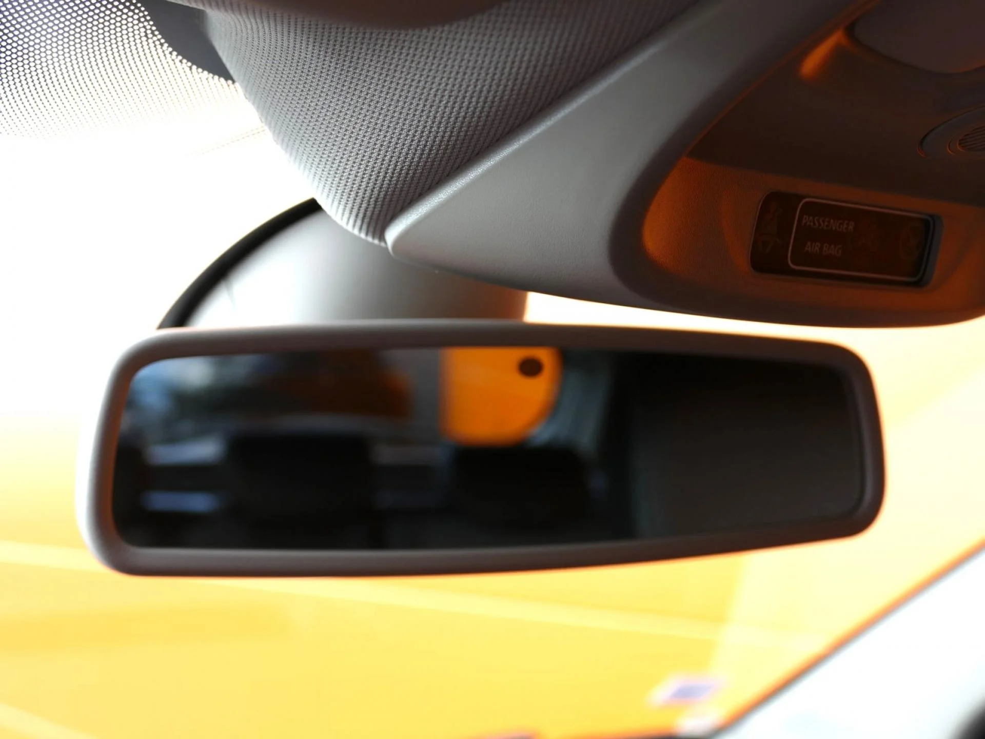 RENAULT CAPTUR - Miniature 22 sur 32 - Cliquer pour voir cette photo