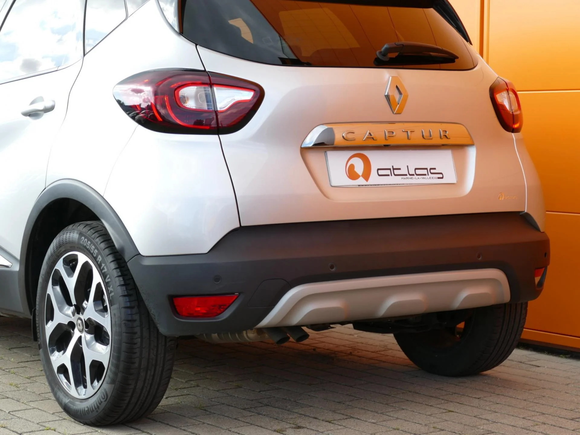 RENAULT CAPTUR - Miniature 30 sur 32 - Cliquer pour voir cette photo