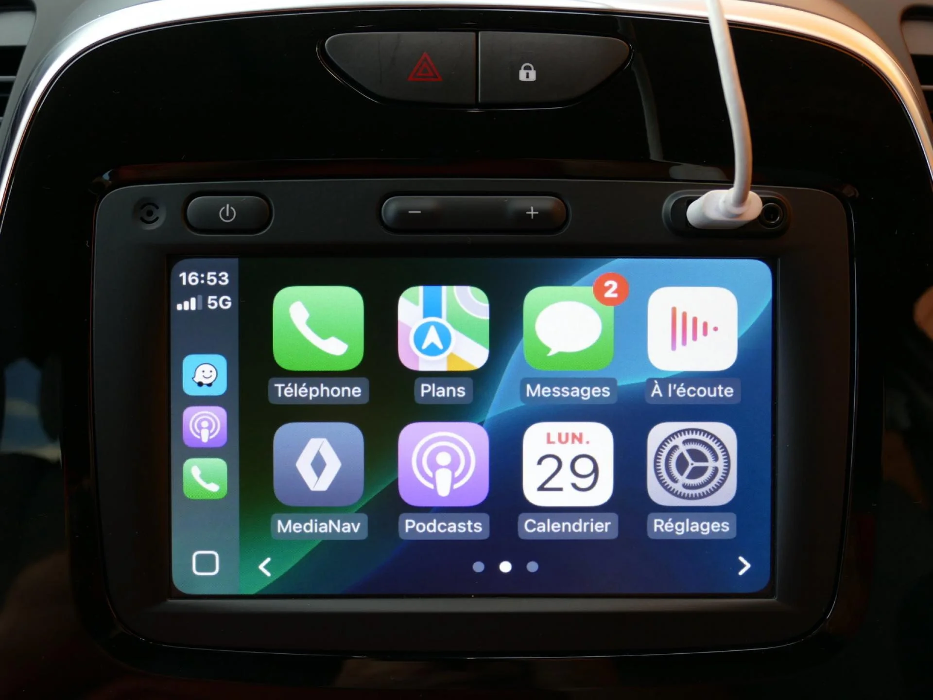 RENAULT CAPTUR - Miniature 12 sur 32 - Cliquer pour voir cette photo