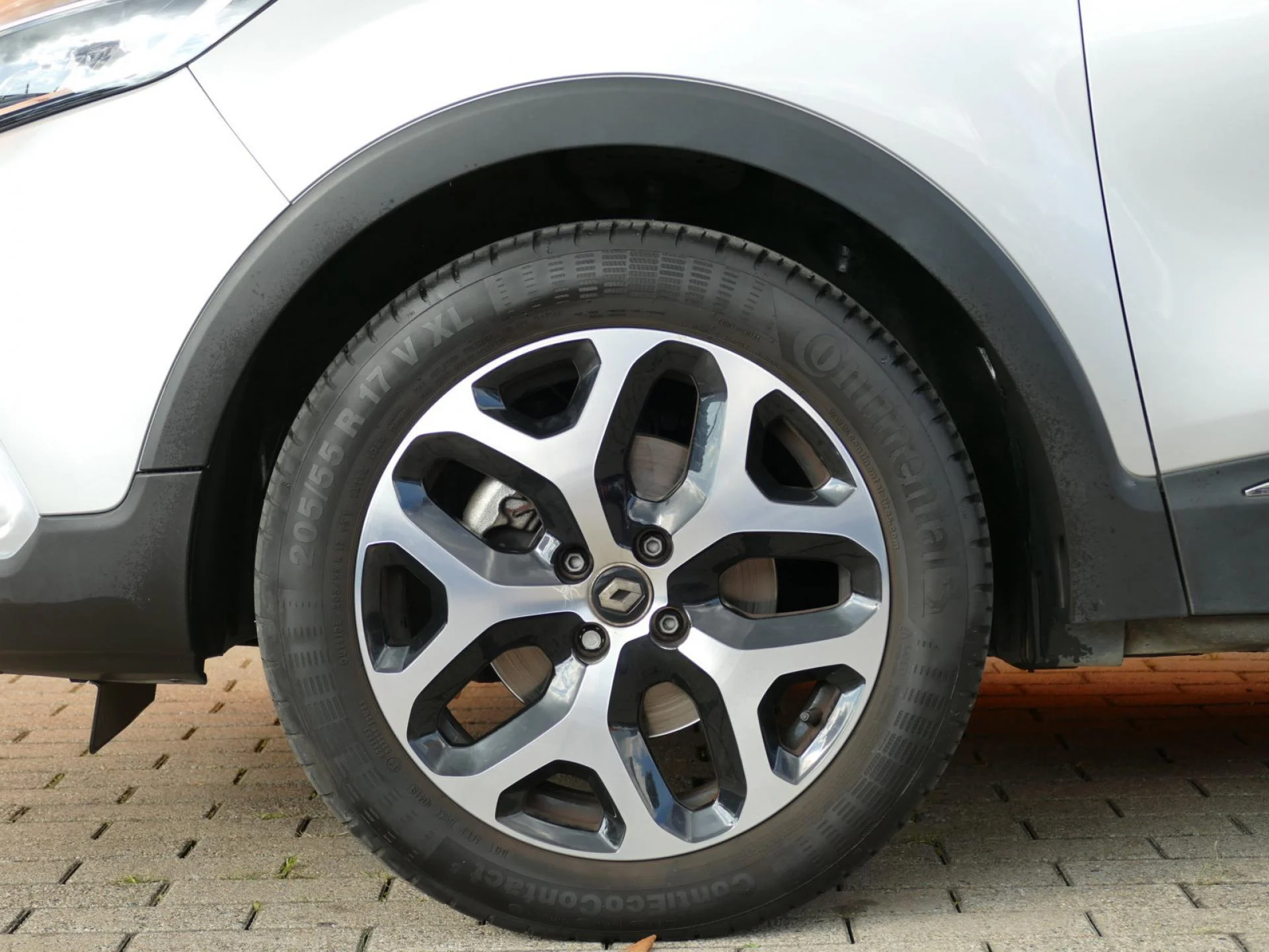 RENAULT CAPTUR - Miniature 31 sur 32 - Cliquer pour voir cette photo