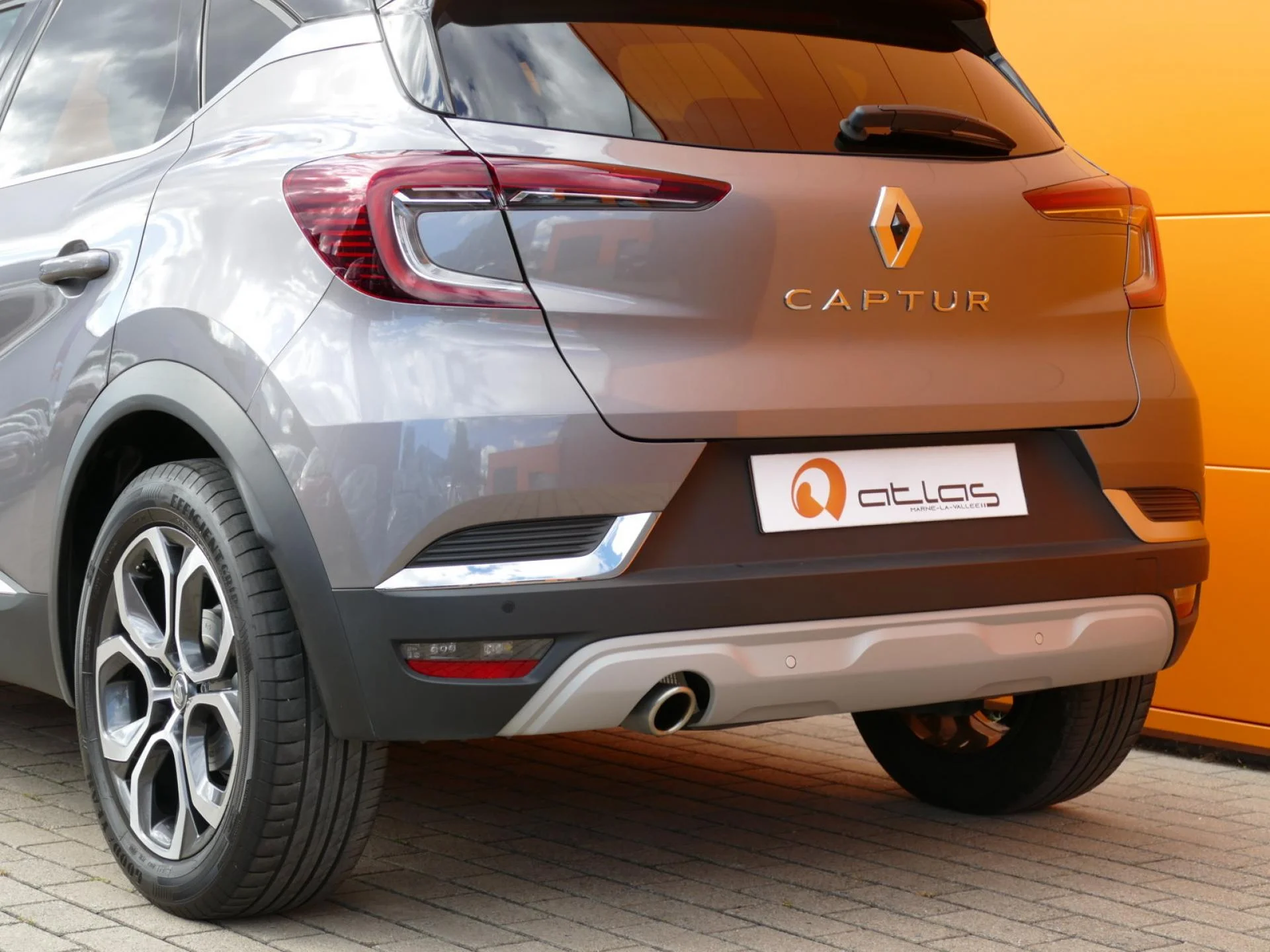 RENAULT CAPTUR - Miniature 34 sur 36 - Cliquer pour voir cette photo