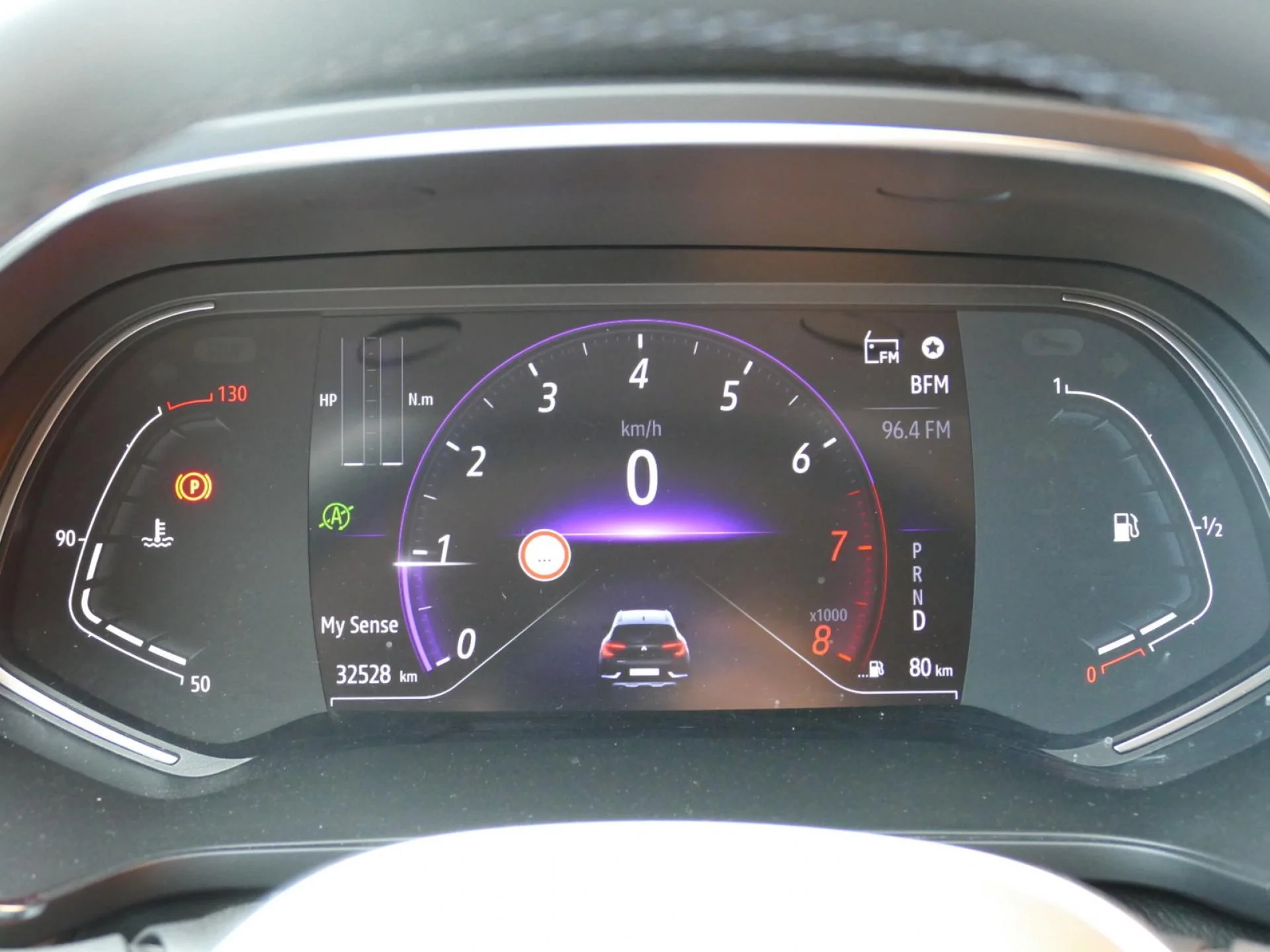 RENAULT CAPTUR - Miniature 16 sur 36 - Cliquer pour voir cette photo