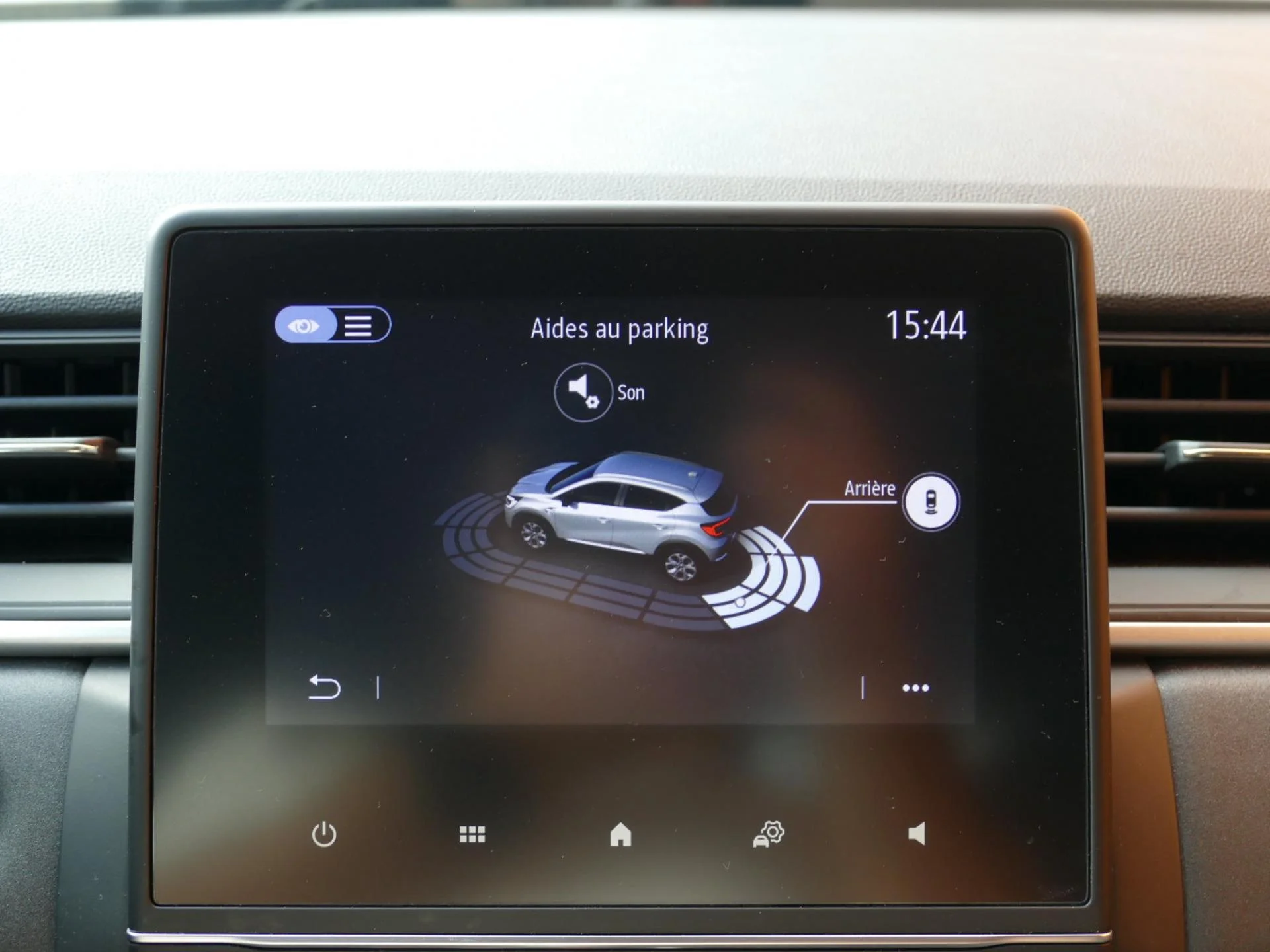 RENAULT CAPTUR - Miniature 13 sur 32 - Cliquer pour voir cette photo