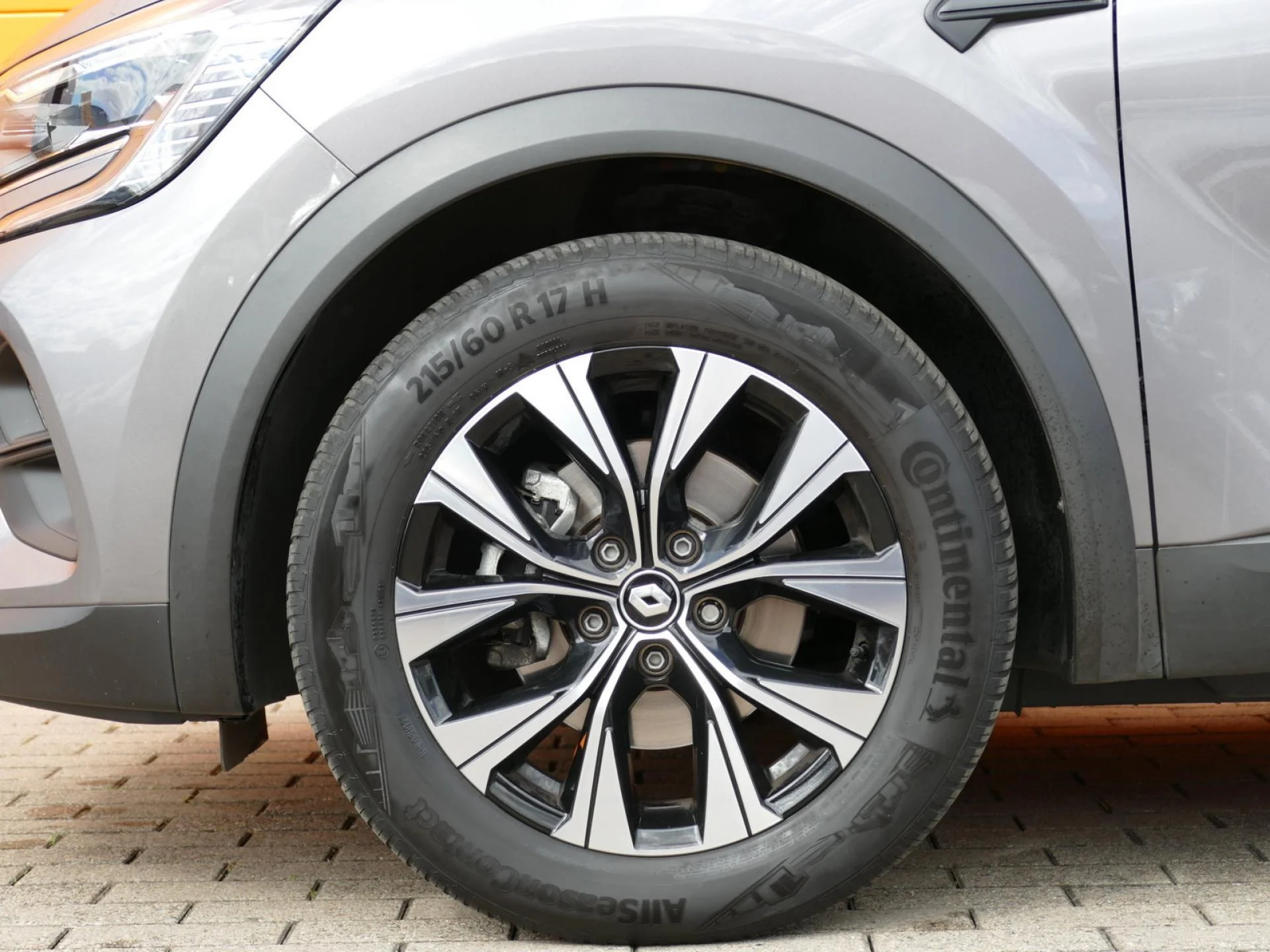 RENAULT CAPTUR - Miniature 31 sur 32 - Cliquer pour voir cette photo