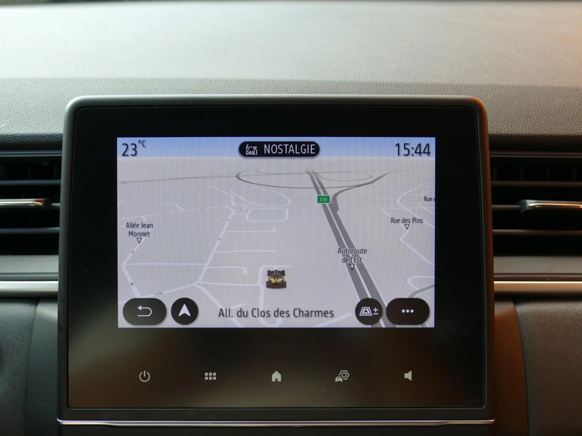 RENAULT CAPTUR - Miniature 10 sur 32 - Cliquer pour voir cette photo