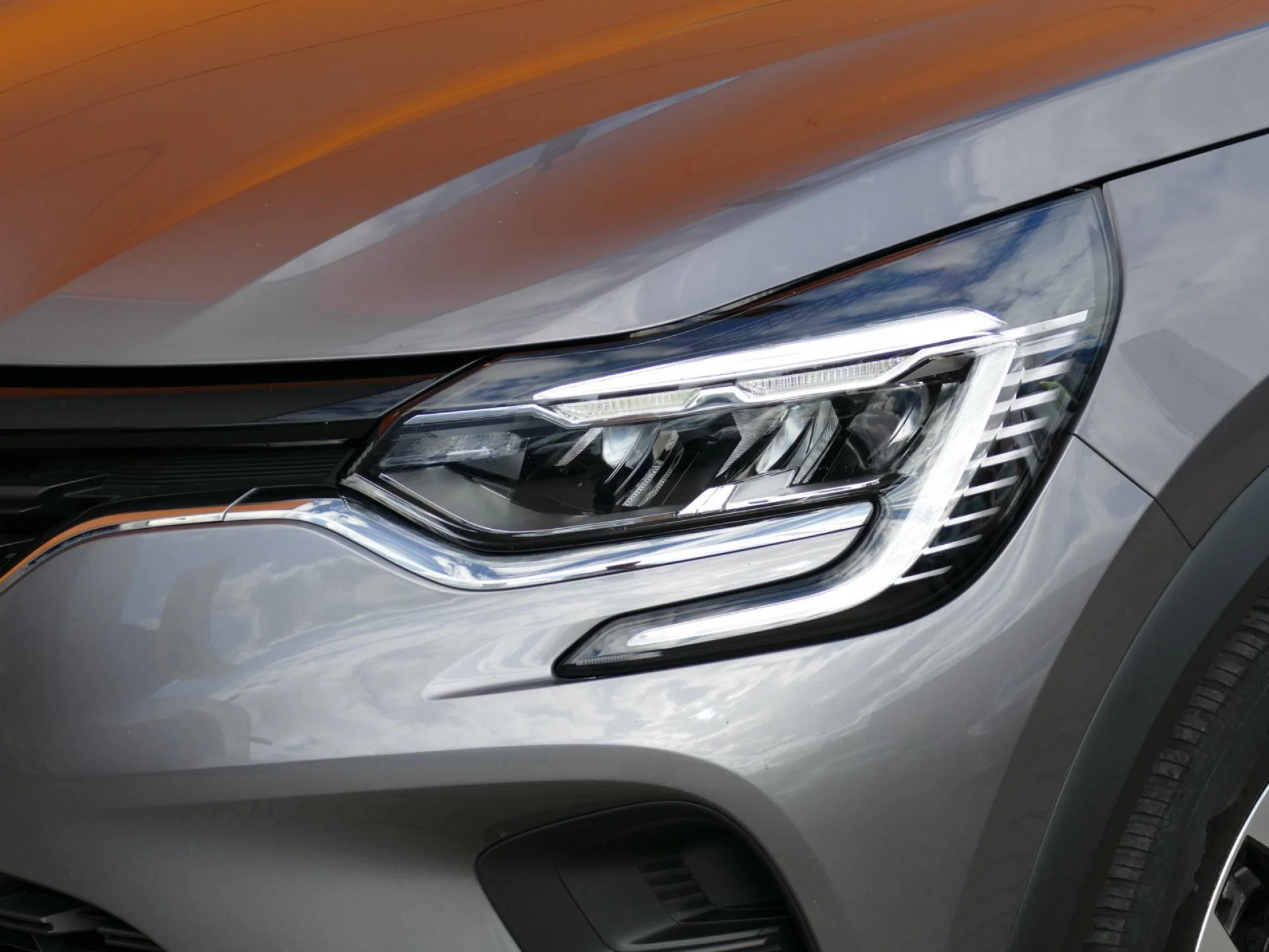 RENAULT CAPTUR - Miniature 29 sur 32 - Cliquer pour voir cette photo