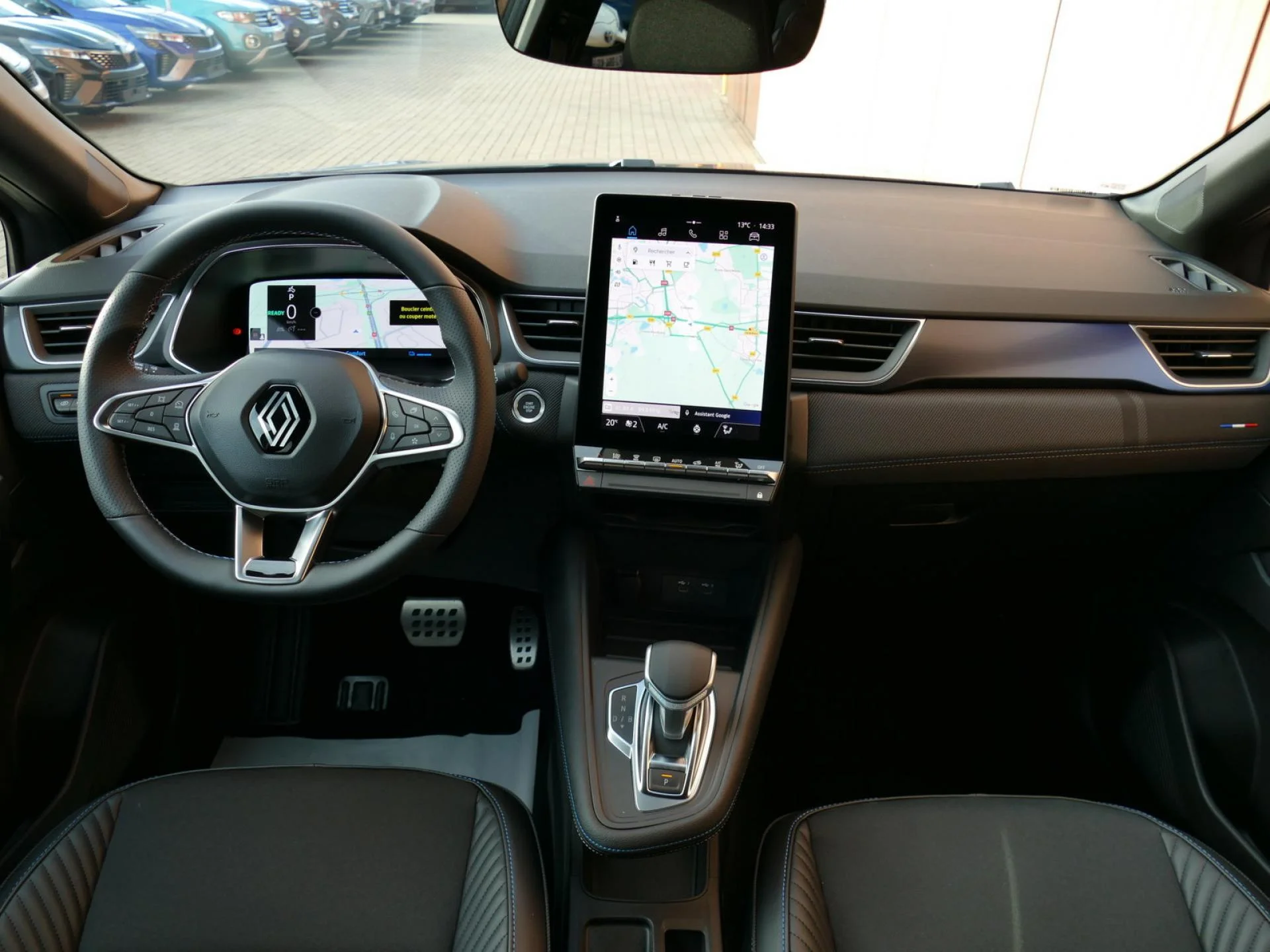 RENAULT CAPTUR - Miniature 11 sur 33 - Cliquer pour voir cette photo
