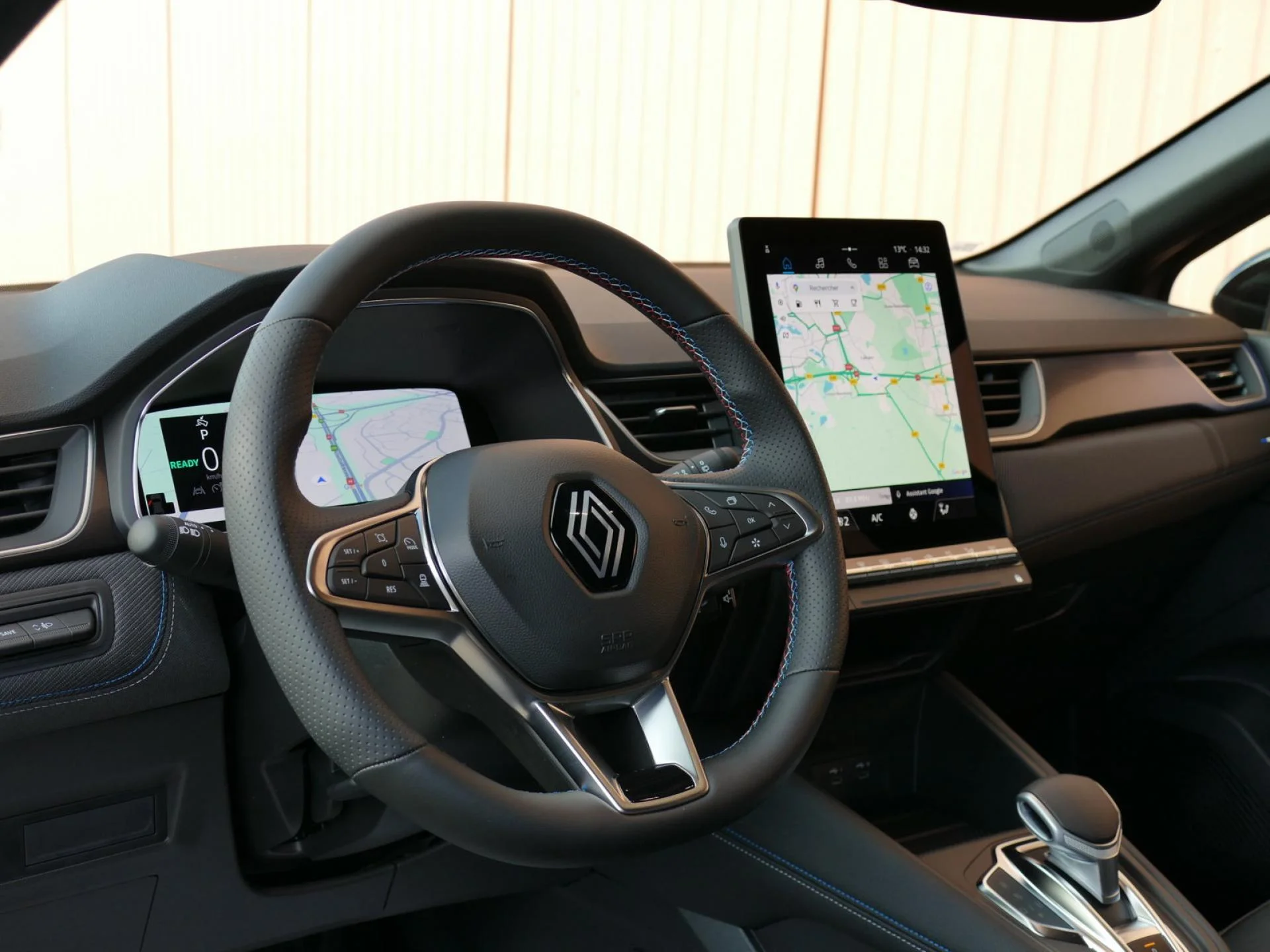 RENAULT CAPTUR - Miniature 7 sur 33 - Cliquer pour voir cette photo