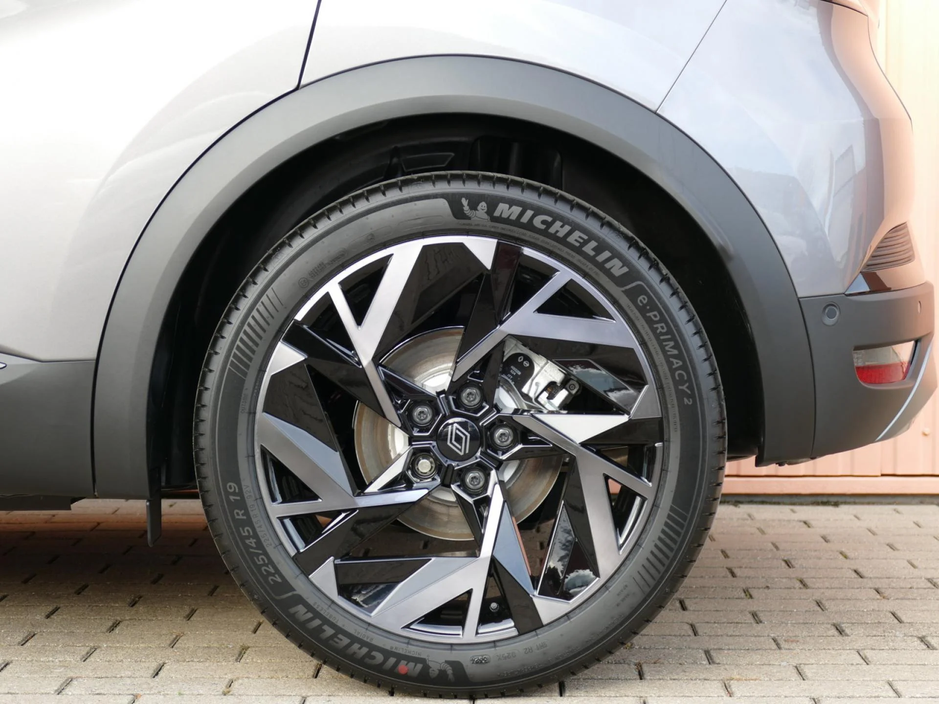 RENAULT CAPTUR - Miniature 15 sur 33 - Cliquer pour voir cette photo