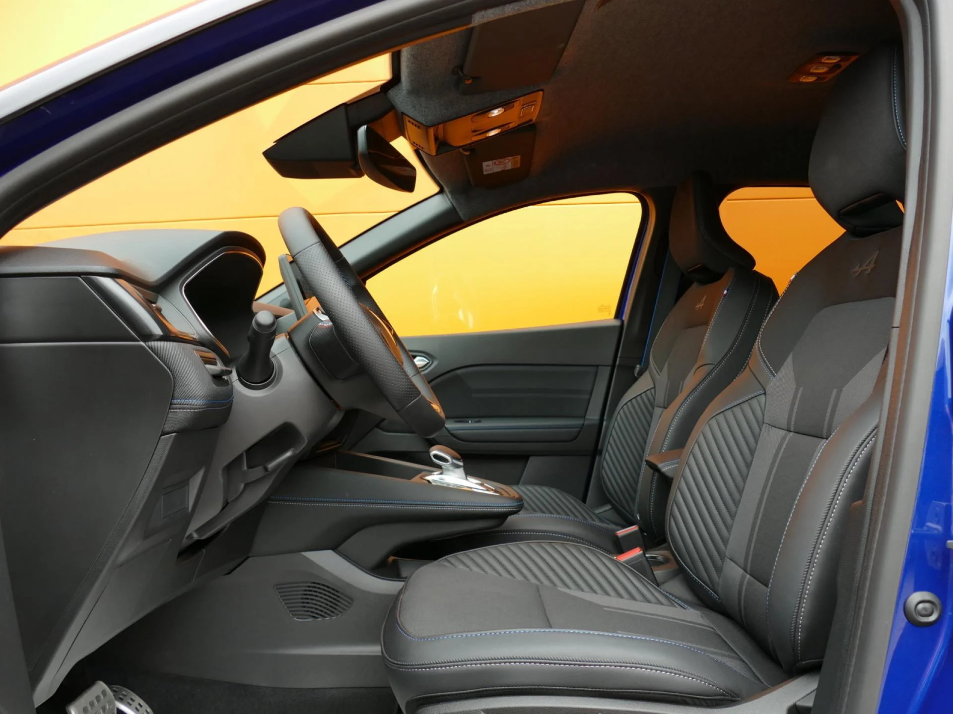 RENAULT CAPTUR - Miniature 6 sur 33 - Cliquer pour voir cette photo