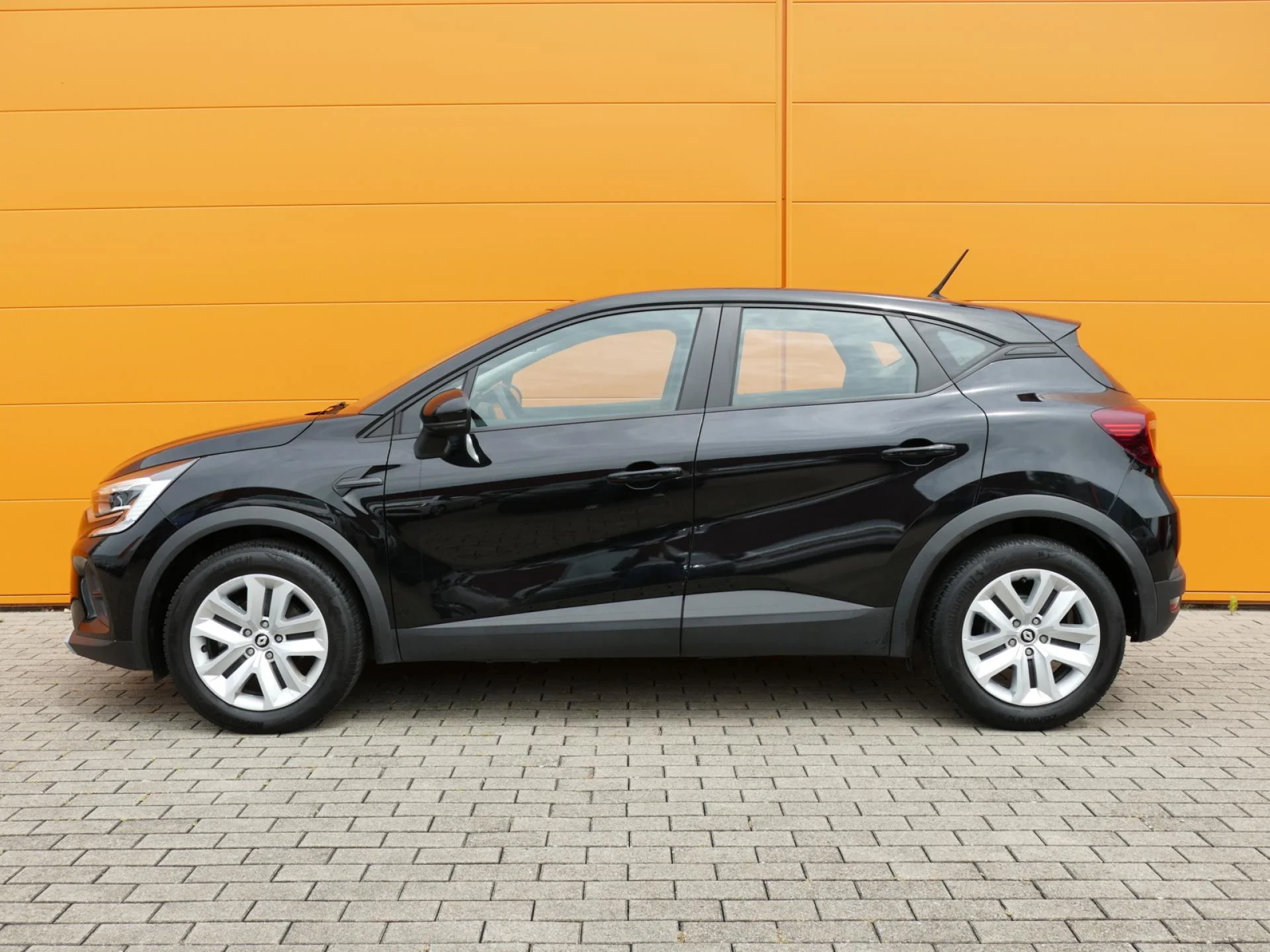 RENAULT CAPTUR - Miniature 3 sur 31 - Cliquer pour voir cette photo
