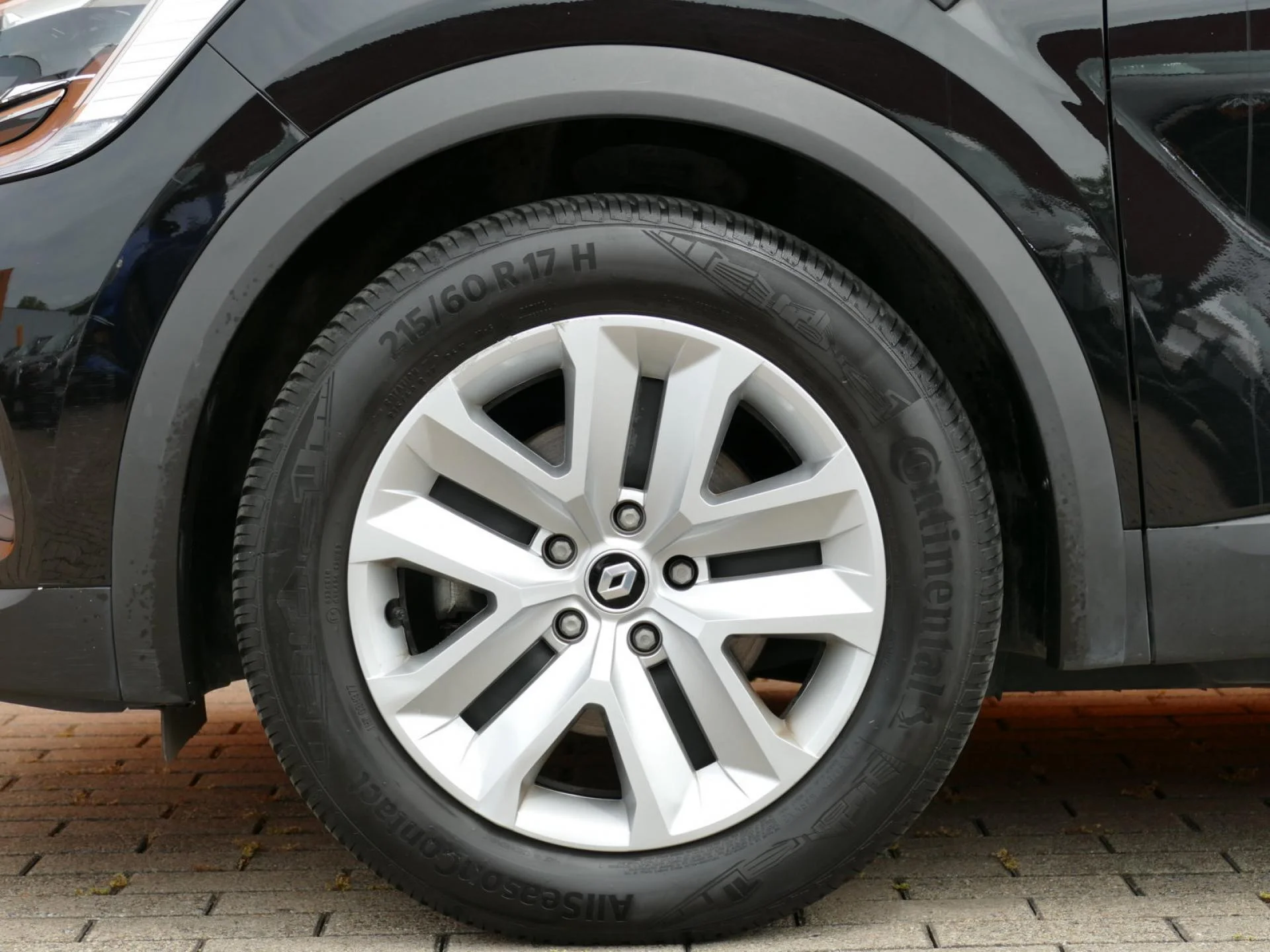 RENAULT CAPTUR - Miniature 30 sur 31 - Cliquer pour voir cette photo