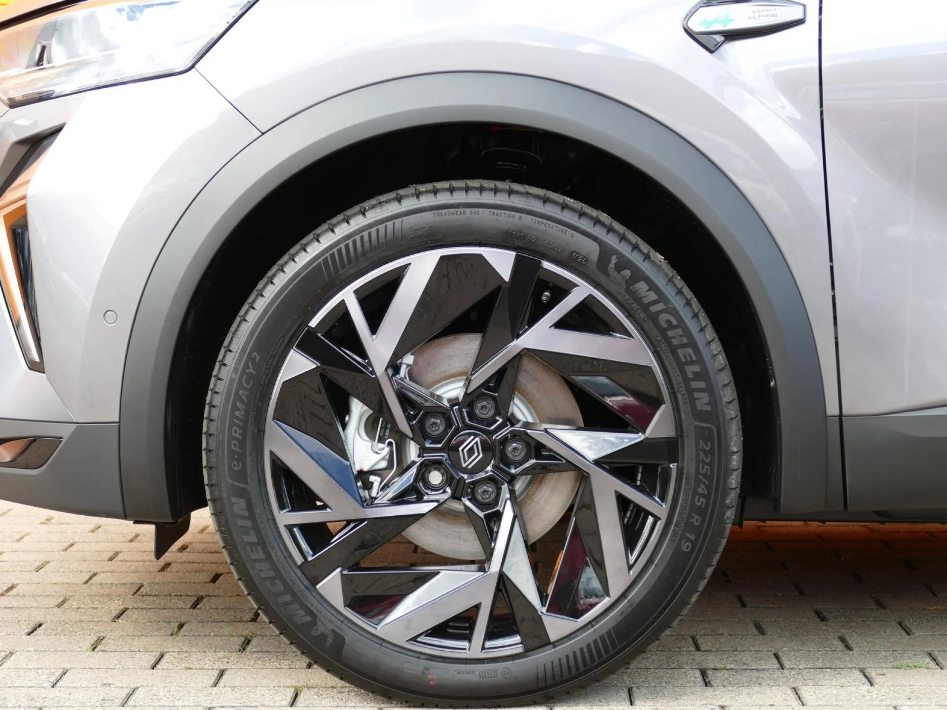 RENAULT CAPTUR - Miniature 32 sur 33 - Cliquer pour voir cette photo