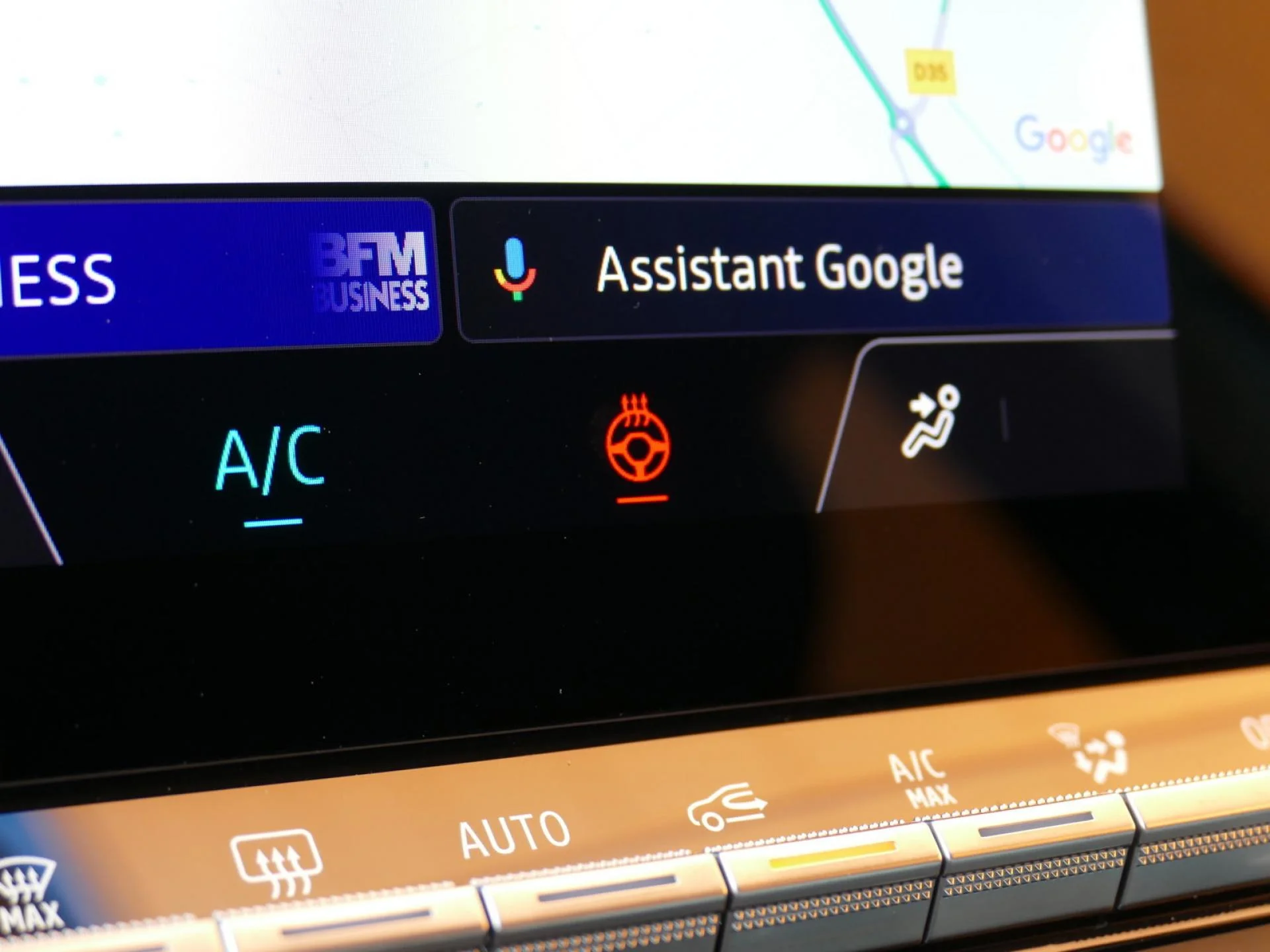 RENAULT CAPTUR - Miniature 14 sur 33 - Cliquer pour voir cette photo