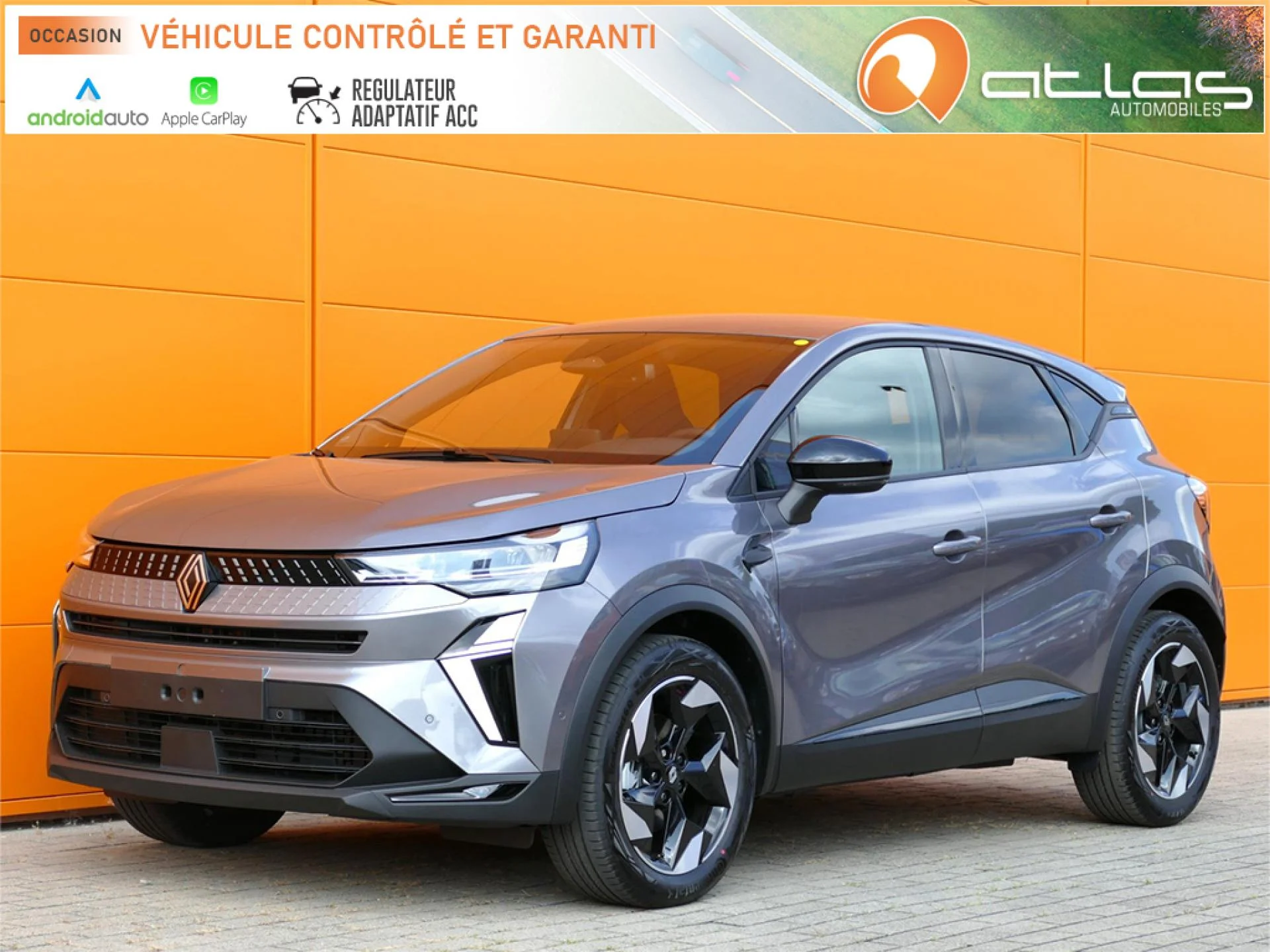 RENAULT CAPTUR - Miniature 2 sur 32 - Cliquer pour voir cette photo