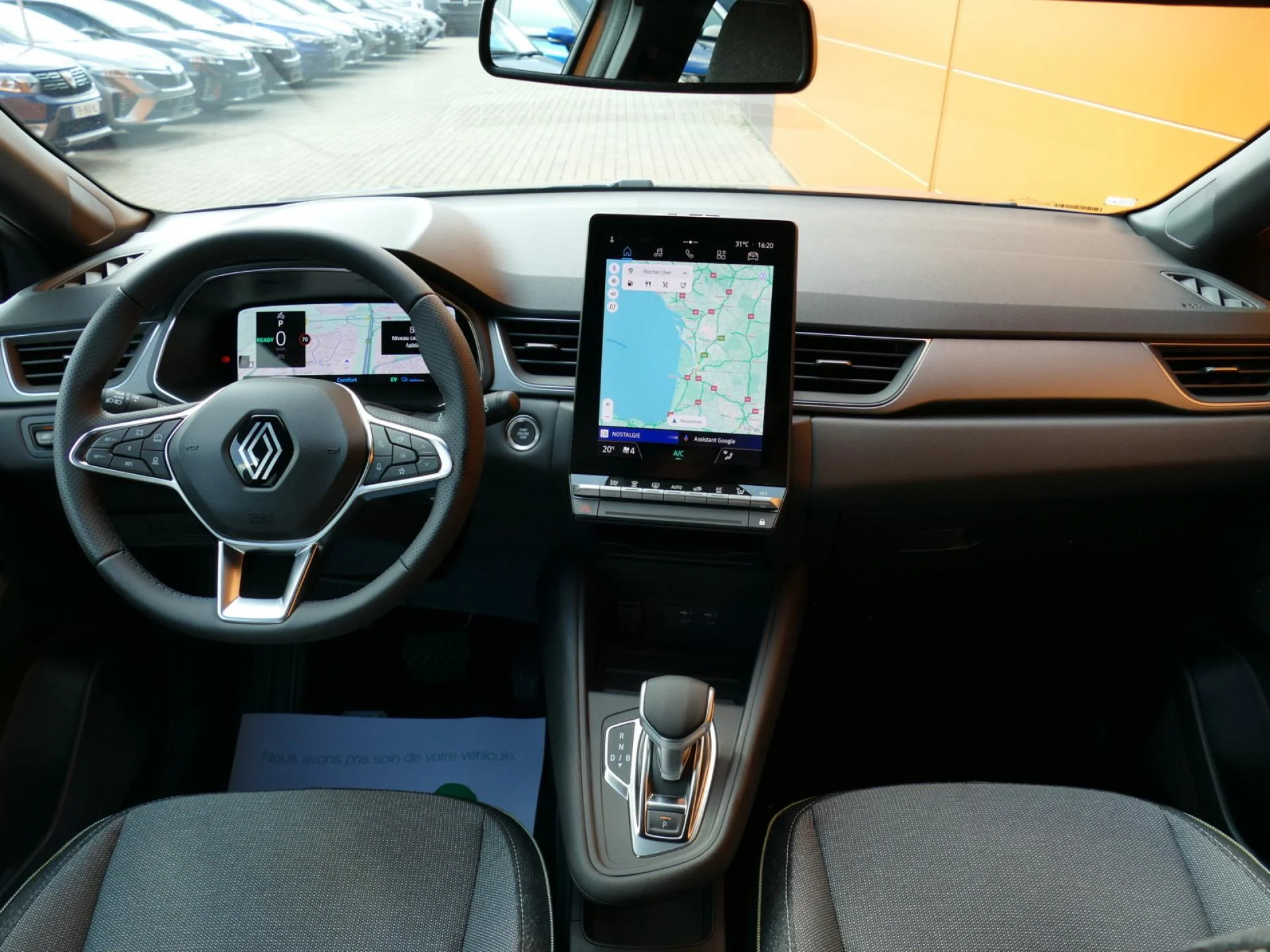 RENAULT CAPTUR - Miniature 5 sur 32 - Cliquer pour voir cette photo