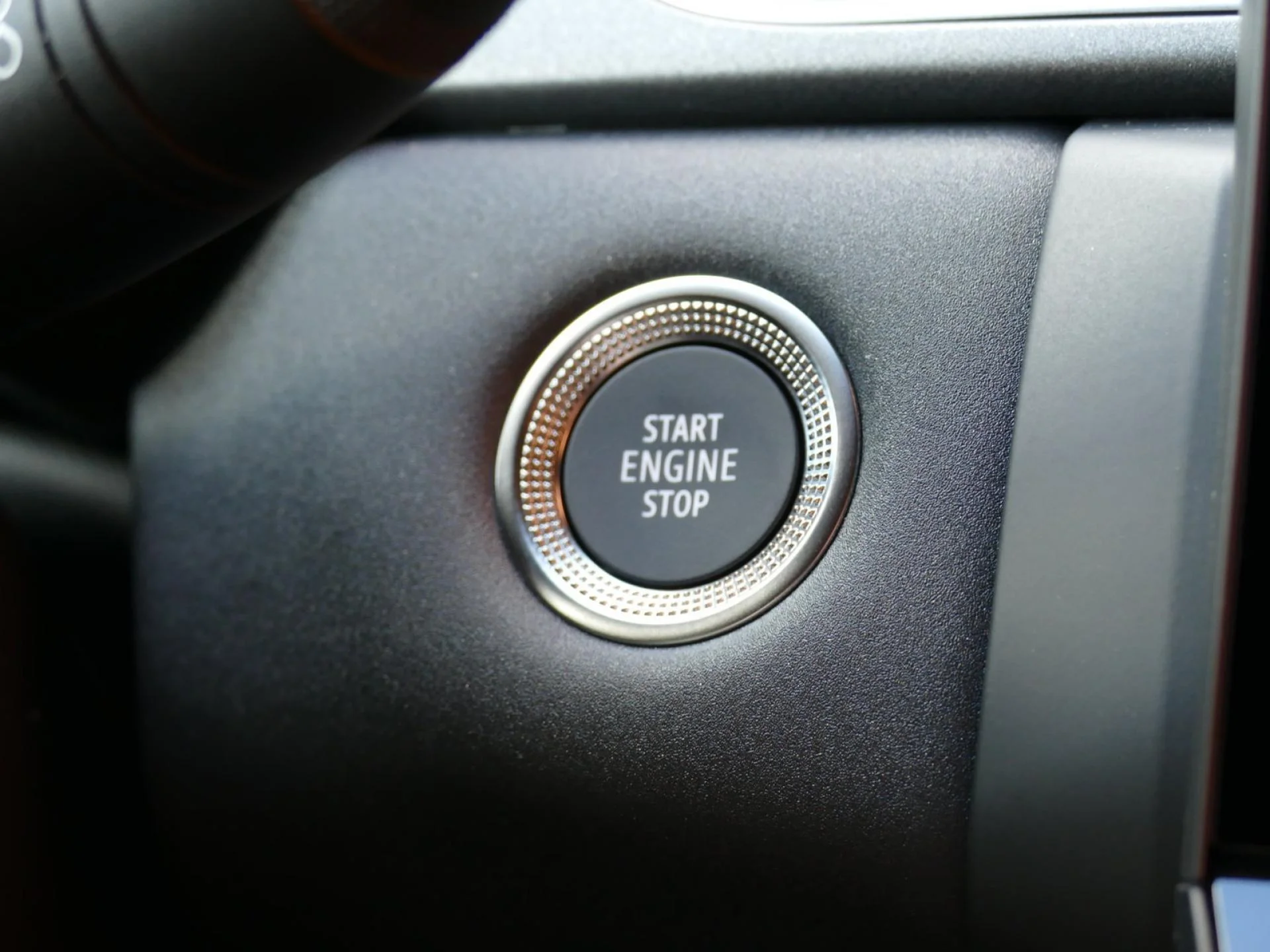 RENAULT CAPTUR - Miniature 20 sur 31 - Cliquer pour voir cette photo