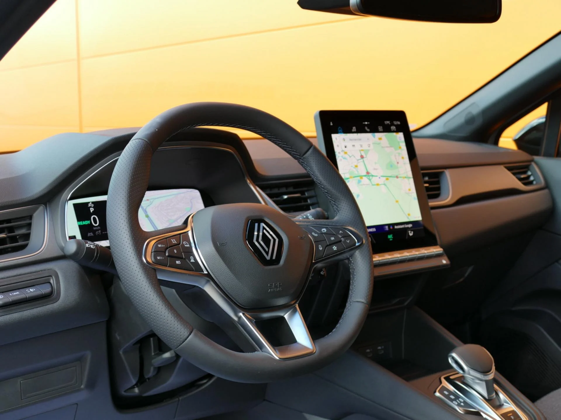 RENAULT CAPTUR - Miniature 14 sur 31 - Cliquer pour voir cette photo
