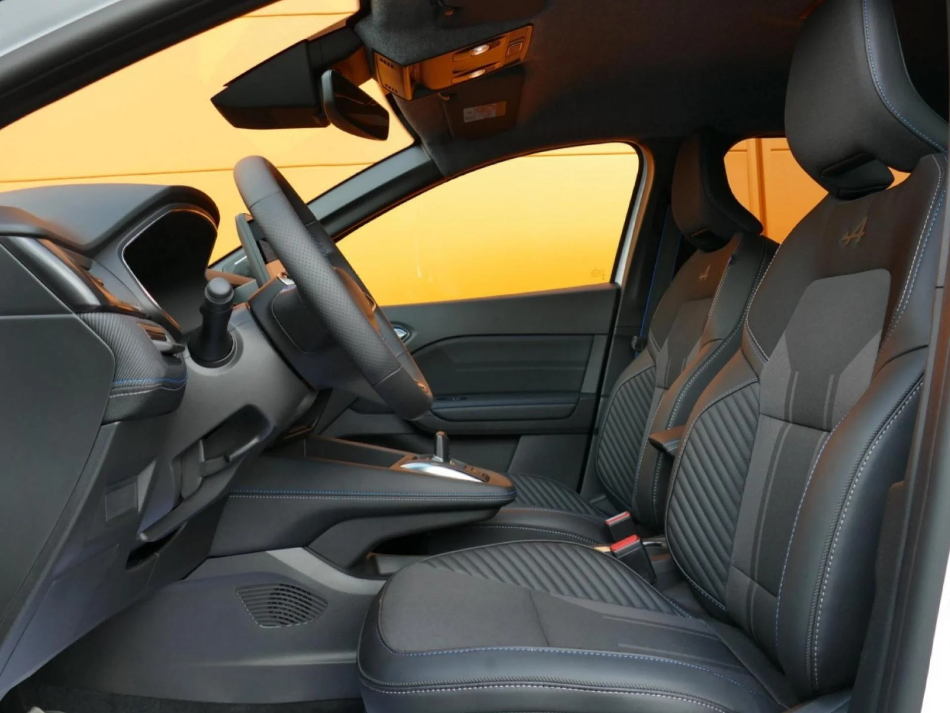 RENAULT CAPTUR - Miniature 7 sur 34 - Cliquer pour voir cette photo