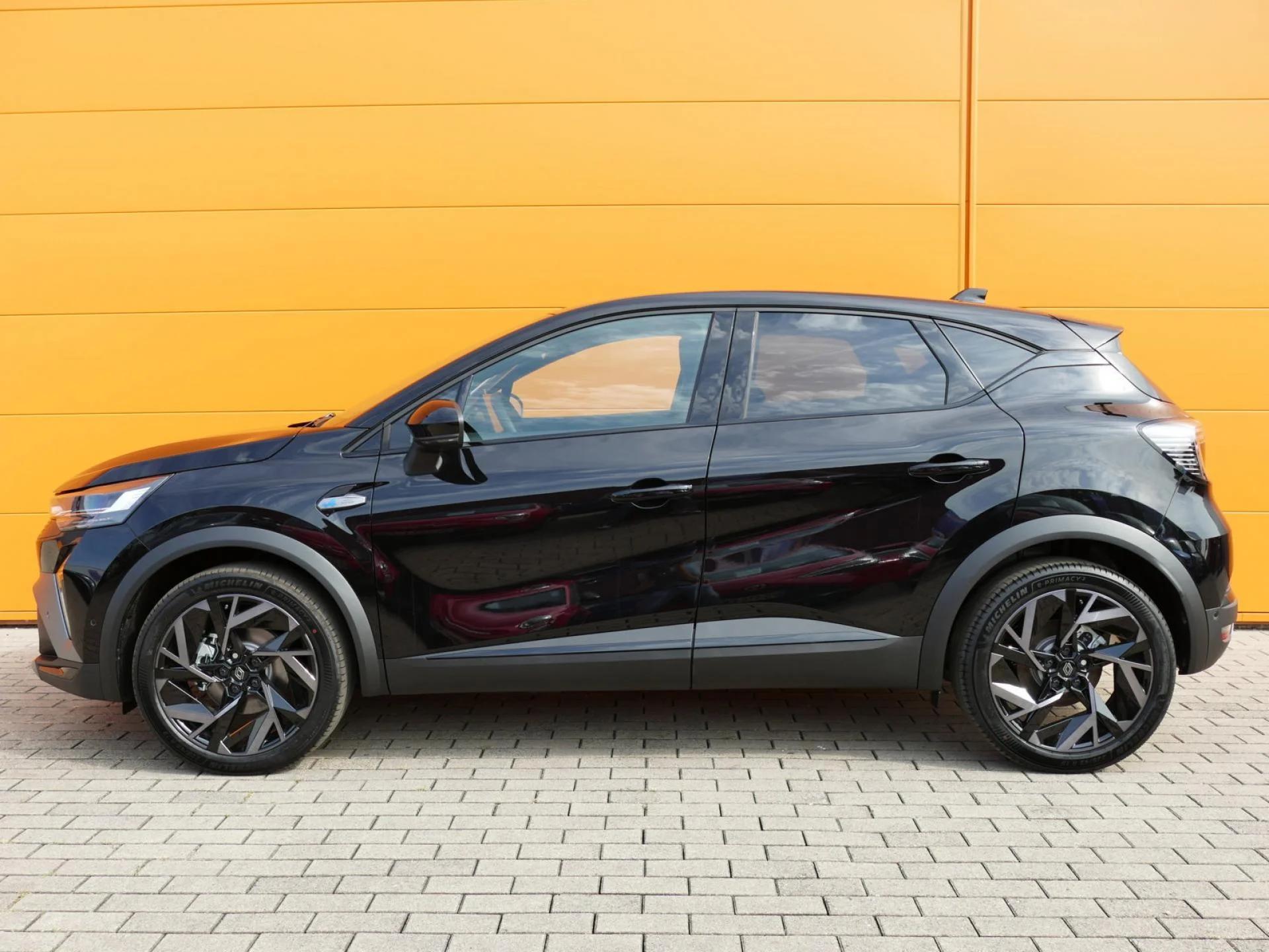 RENAULT CAPTUR - Miniature 4 sur 34 - Cliquer pour voir cette photo