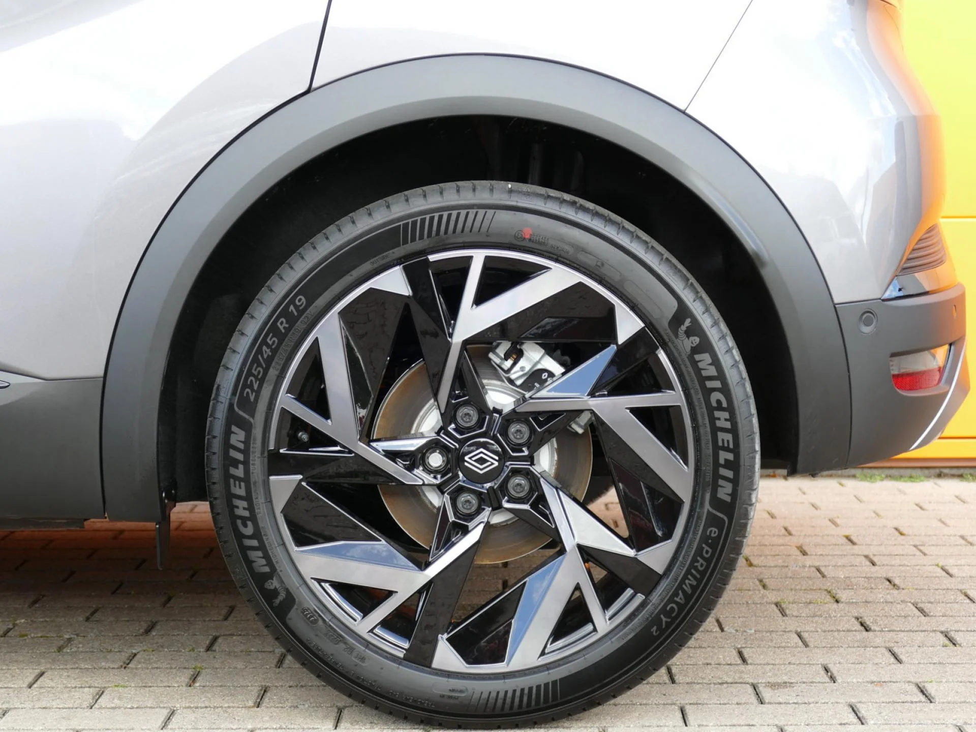 RENAULT CAPTUR - Miniature 35 sur 35 - Cliquer pour voir cette photo