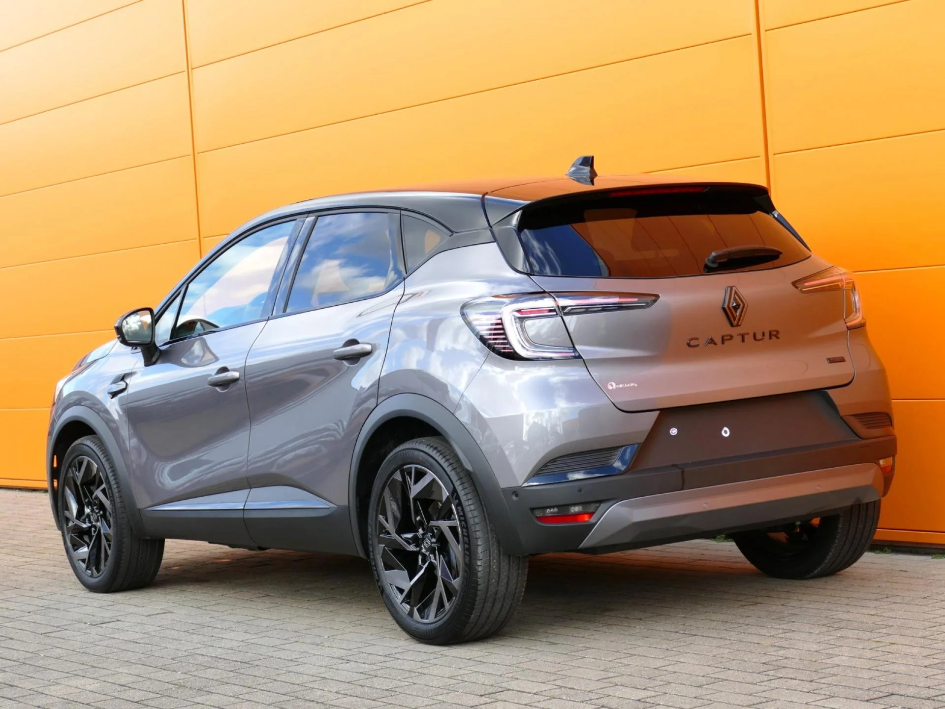 RENAULT CAPTUR - Miniature 5 sur 35 - Cliquer pour voir cette photo