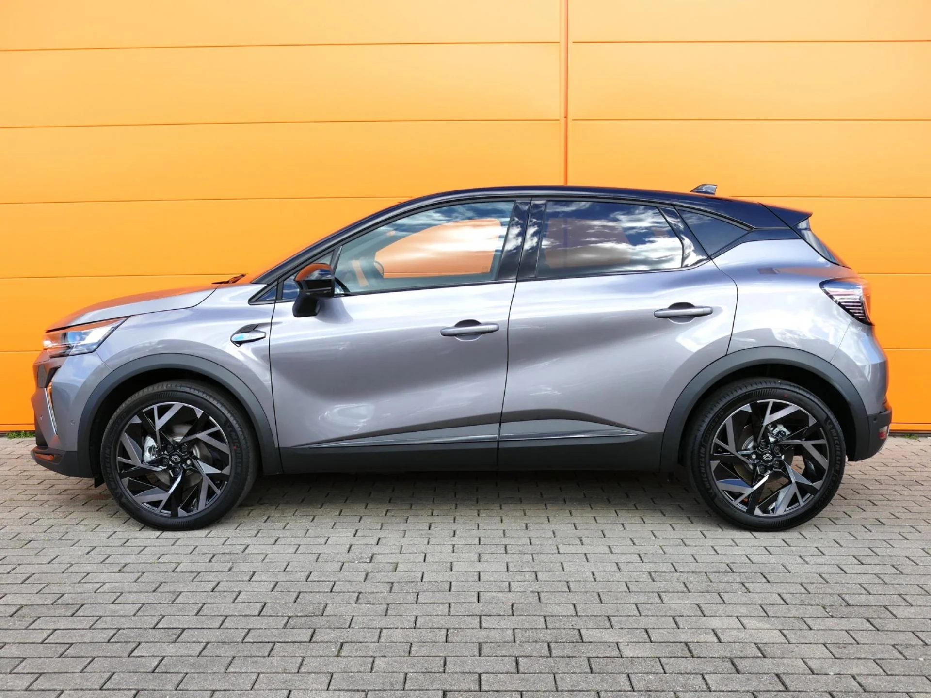 RENAULT CAPTUR - Miniature 4 sur 35 - Cliquer pour voir cette photo