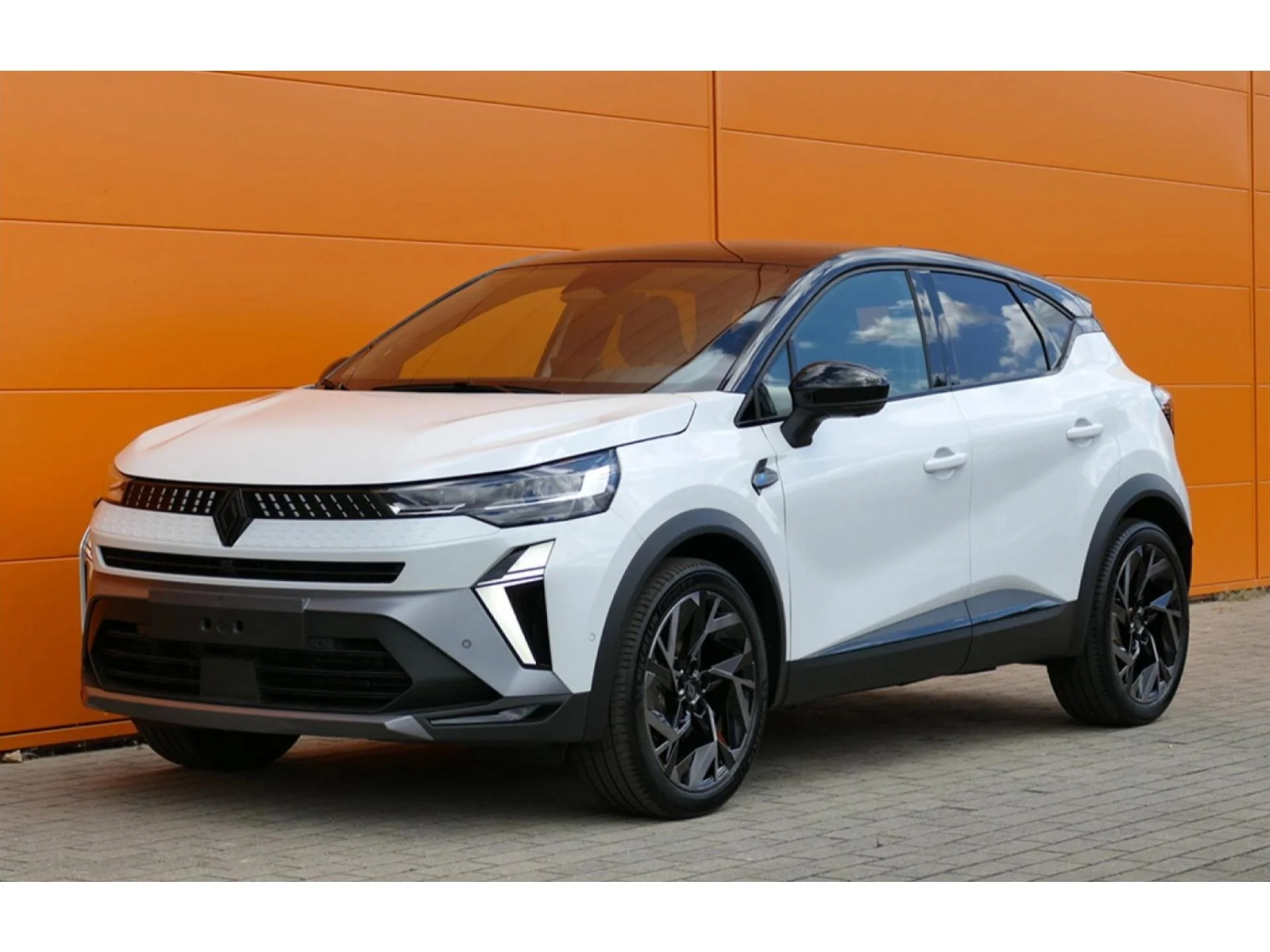 RENAULT CAPTUR - Miniature 3 sur 33 - Cliquer pour voir cette photo
