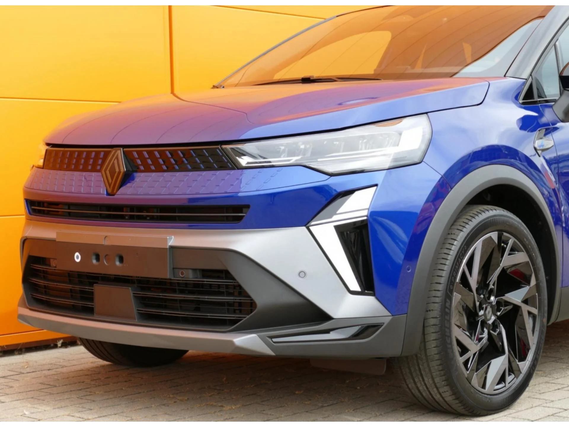 RENAULT CAPTUR - Miniature 31 sur 34 - Cliquer pour voir cette photo