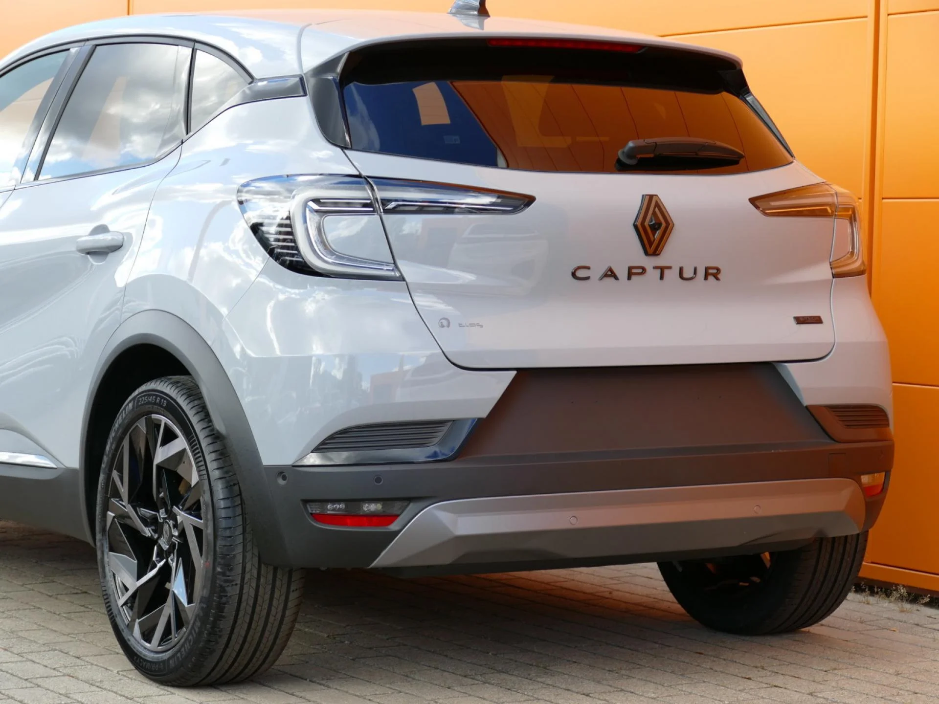 RENAULT CAPTUR - Miniature 34 sur 36 - Cliquer pour voir cette photo