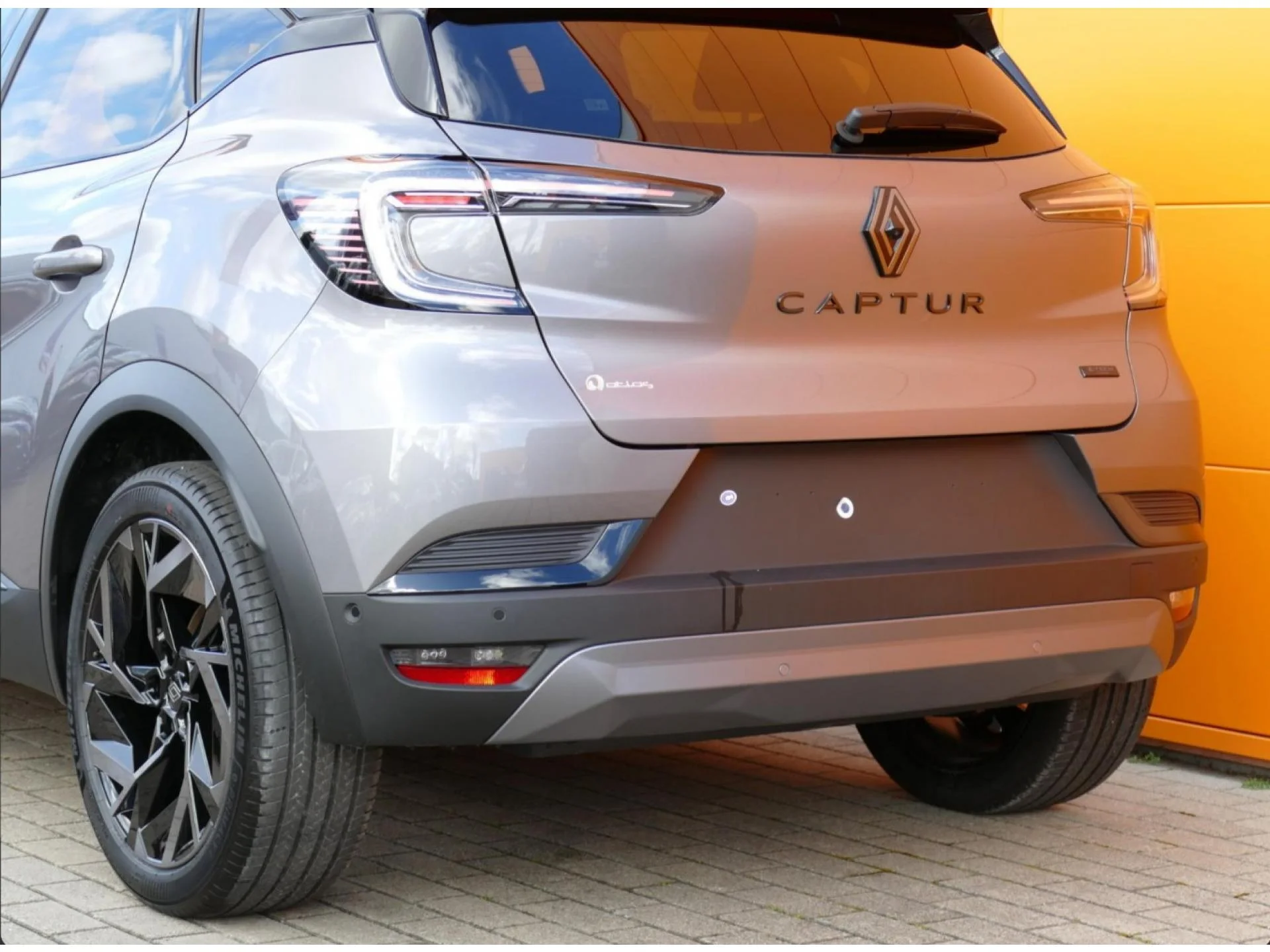 RENAULT CAPTUR - Miniature 29 sur 30 - Cliquer pour voir cette photo