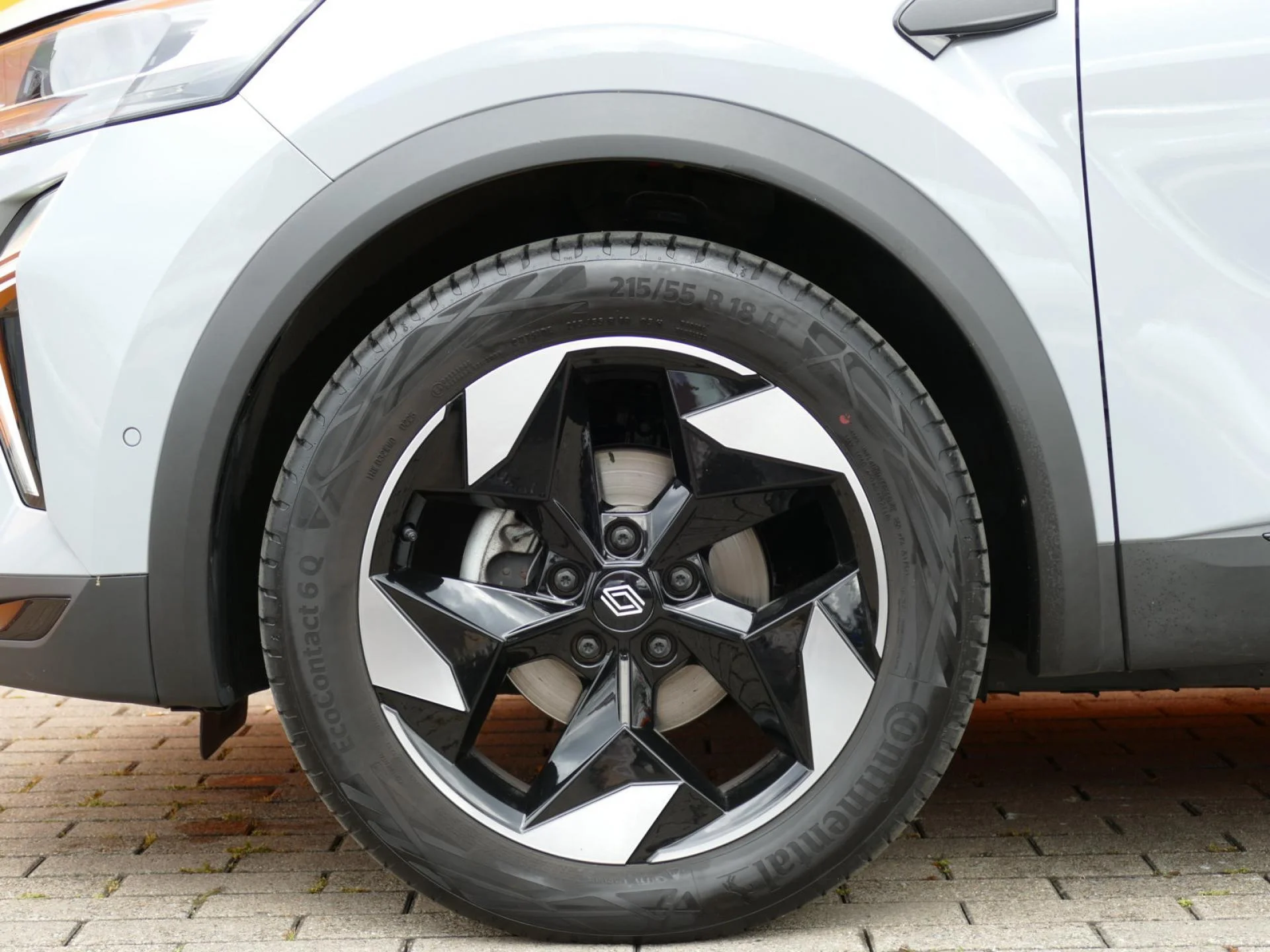 RENAULT CAPTUR - Miniature 30 sur 32 - Cliquer pour voir cette photo