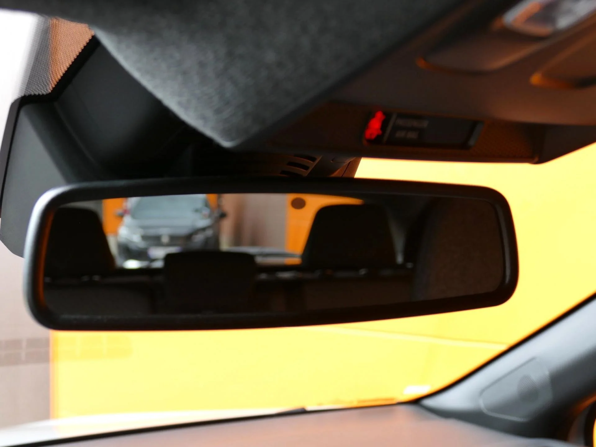 RENAULT CAPTUR - Miniature 21 sur 32 - Cliquer pour voir cette photo