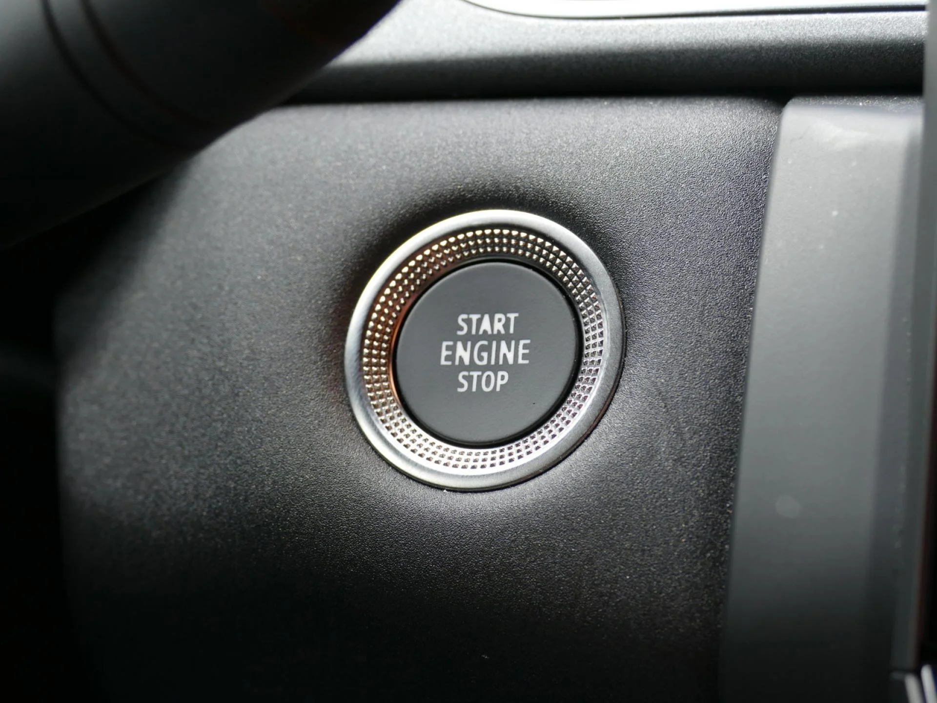 RENAULT CAPTUR - Miniature 18 sur 32 - Cliquer pour voir cette photo
