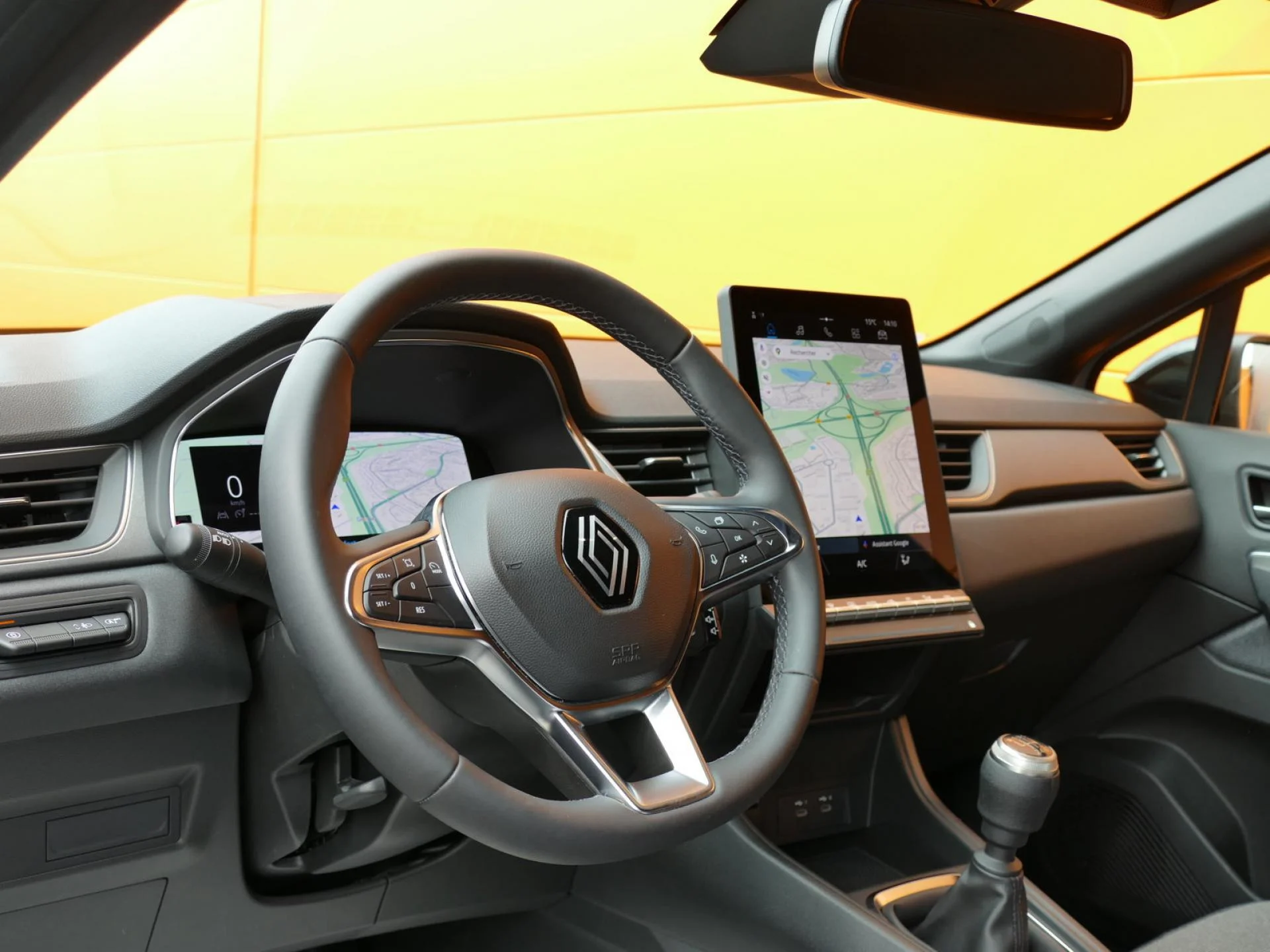 RENAULT CAPTUR - Miniature 14 sur 32 - Cliquer pour voir cette photo