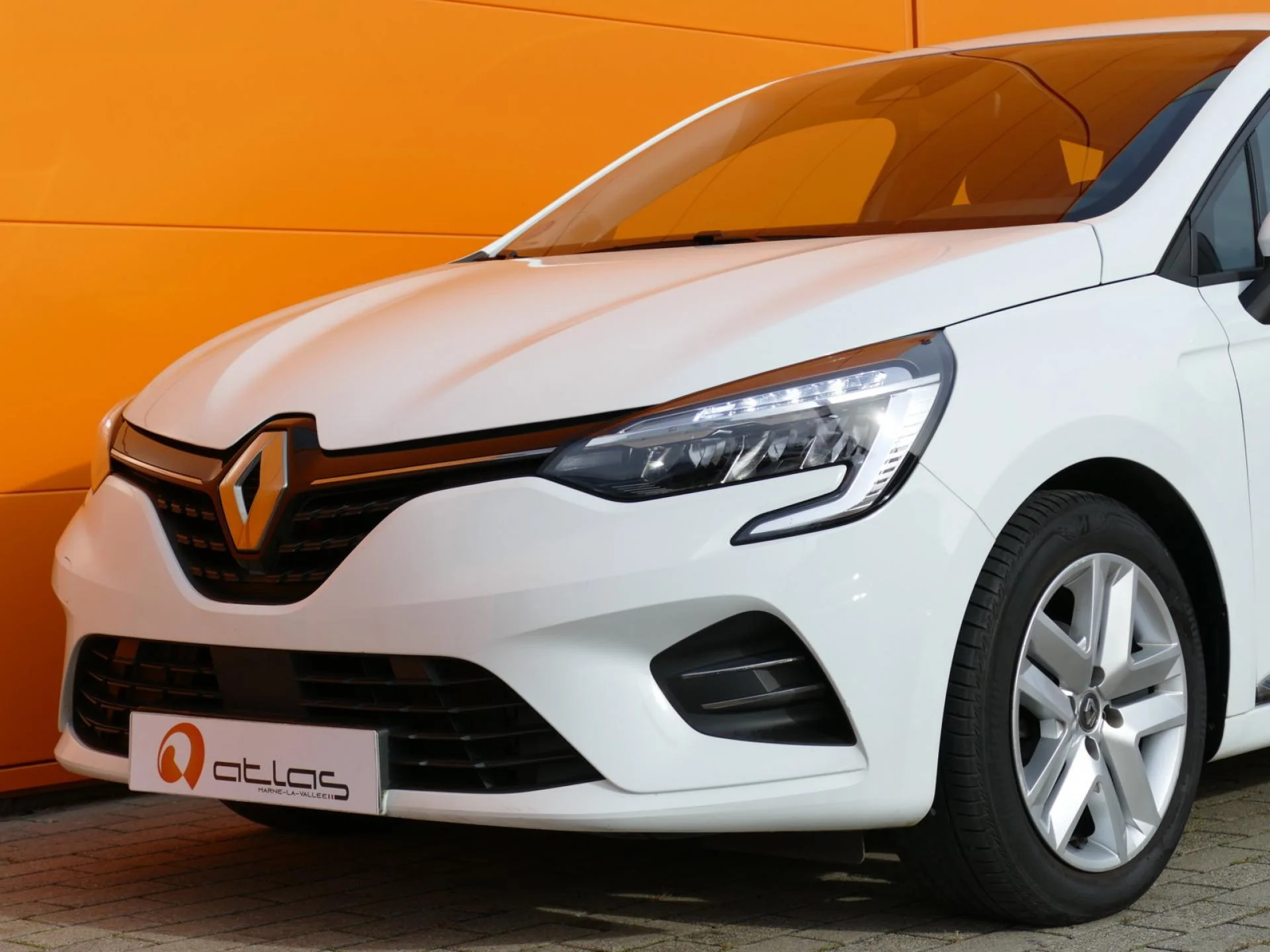 RENAULT CLIO - Miniature 24 sur 31 - Cliquer pour voir cette photo