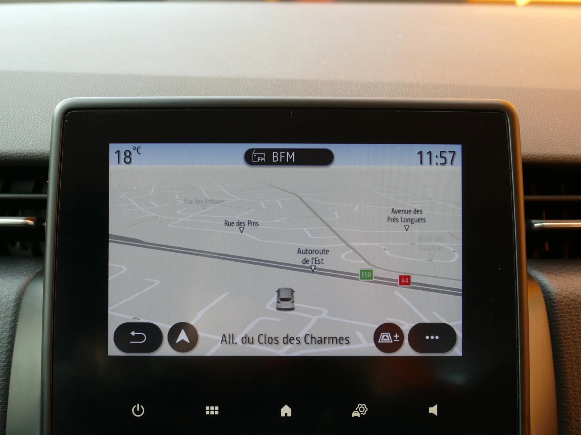 RENAULT CLIO - Miniature 9 sur 31 - Cliquer pour voir cette photo