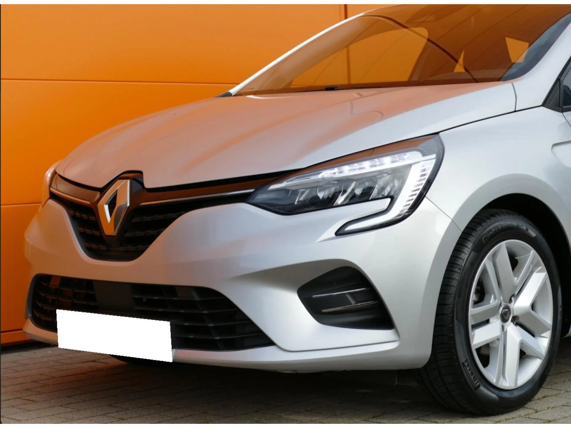 RENAULT CLIO - Miniature 26 sur 32 - Cliquer pour voir cette photo
