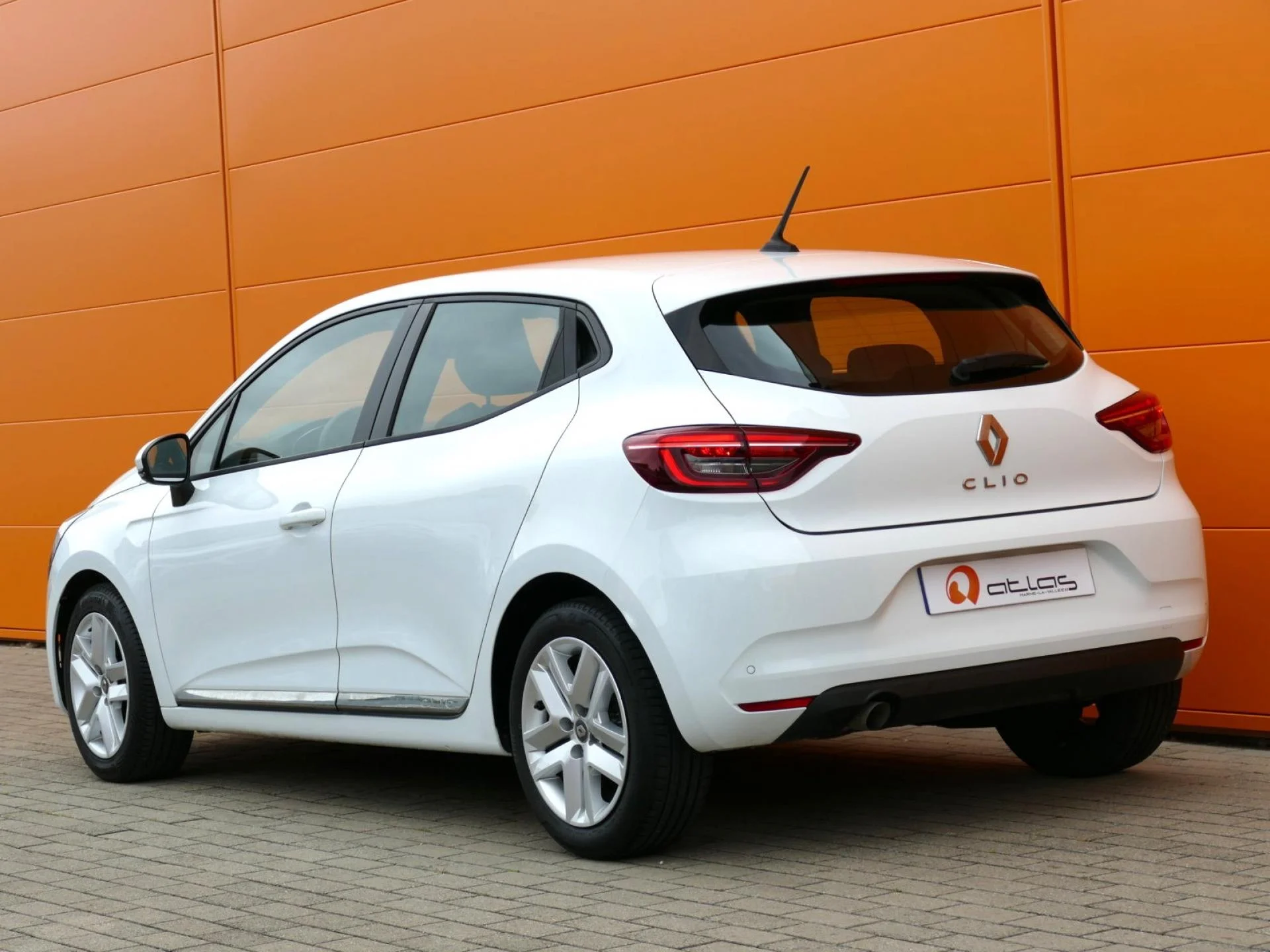 RENAULT CLIO - Miniature 4 sur 30 - Cliquer pour voir cette photo
