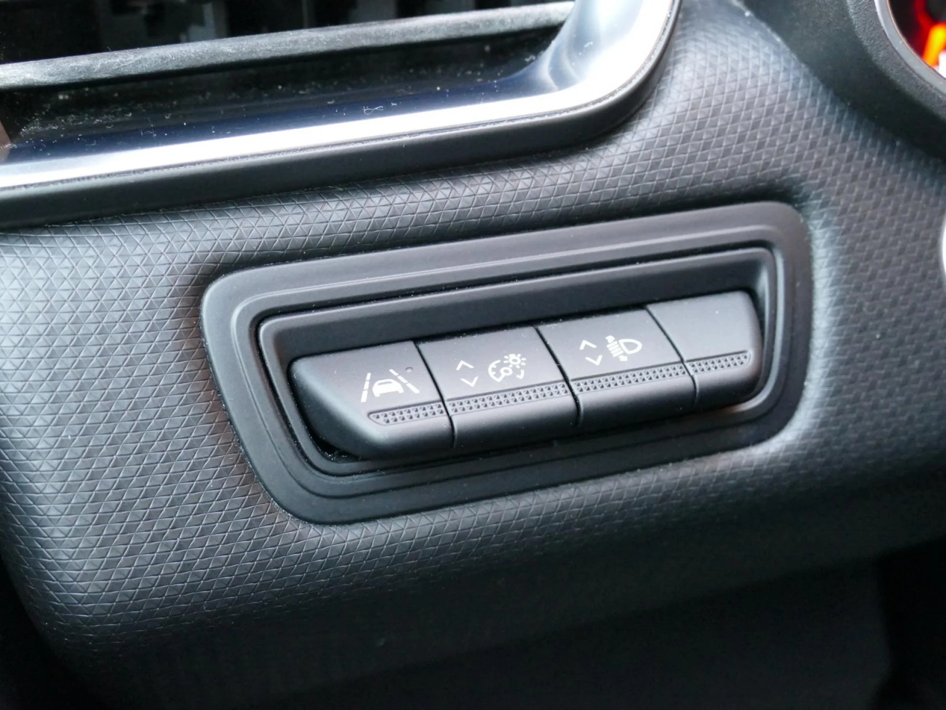 RENAULT CLIO - Miniature 19 sur 32 - Cliquer pour voir cette photo